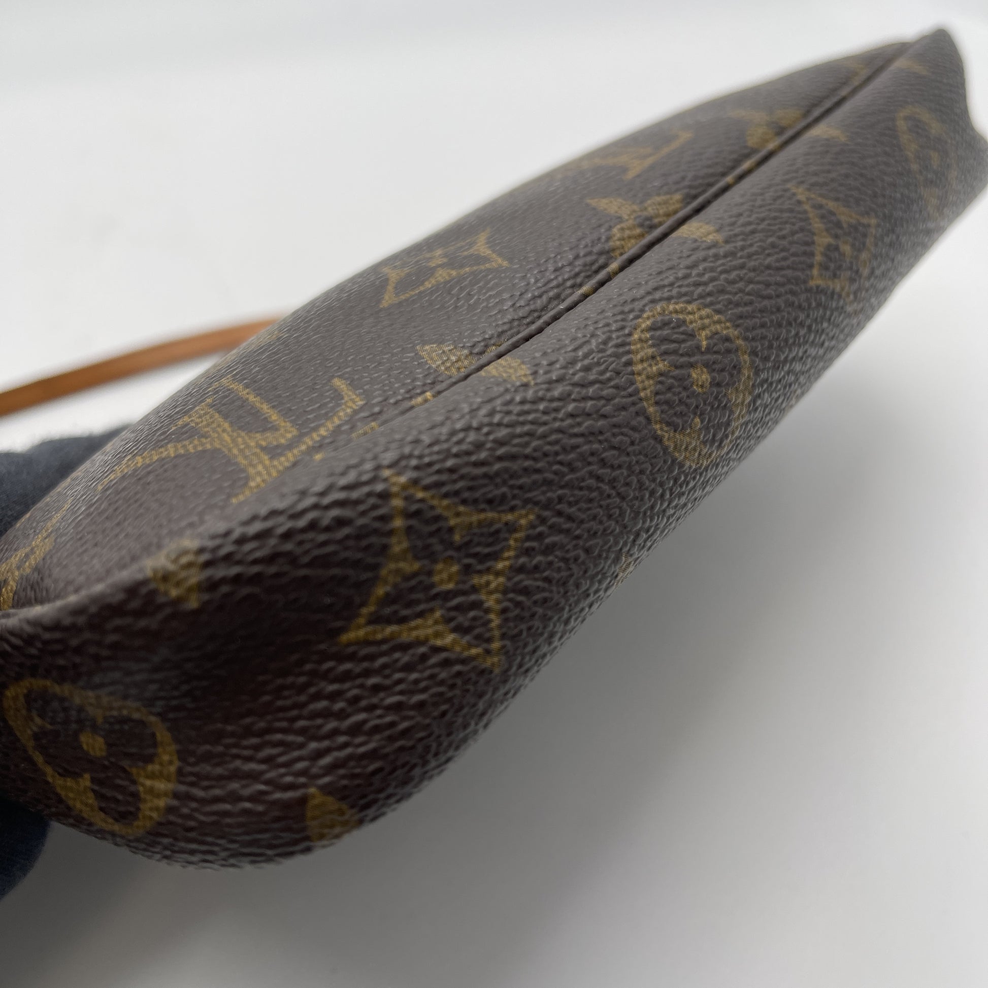 LOUIS VUITTON Louis Vuitton Monogram Pochette Accessoires Pouch M51980 Pouch
