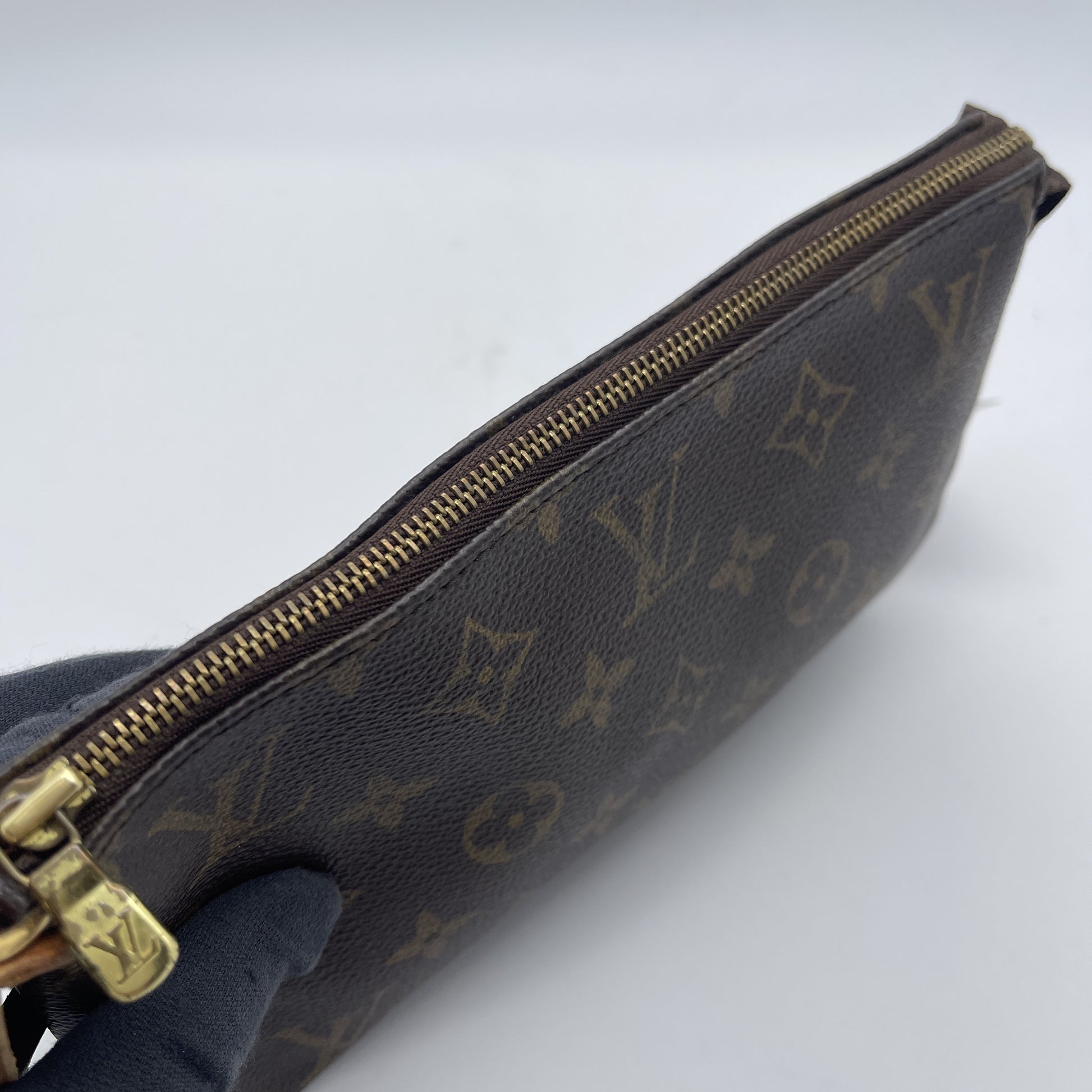 LOUIS VUITTON Louis Vuitton Monogram Pochette Accessoires Pouch M51980 Pouch