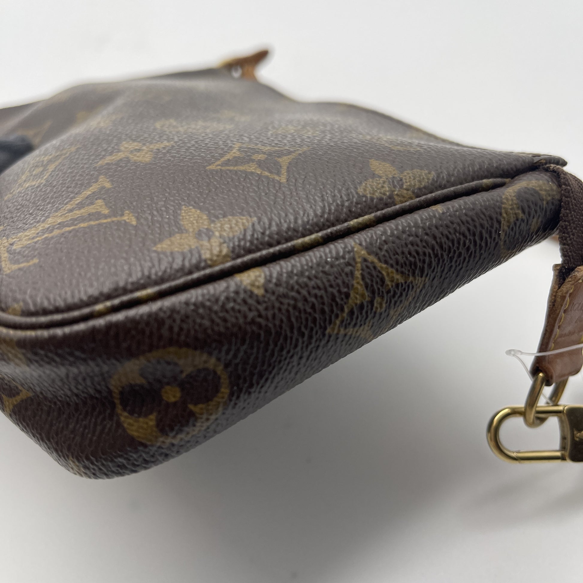 LOUIS VUITTON Louis Vuitton Monogram Pochette Accessoires Pouch M51980 Pouch
