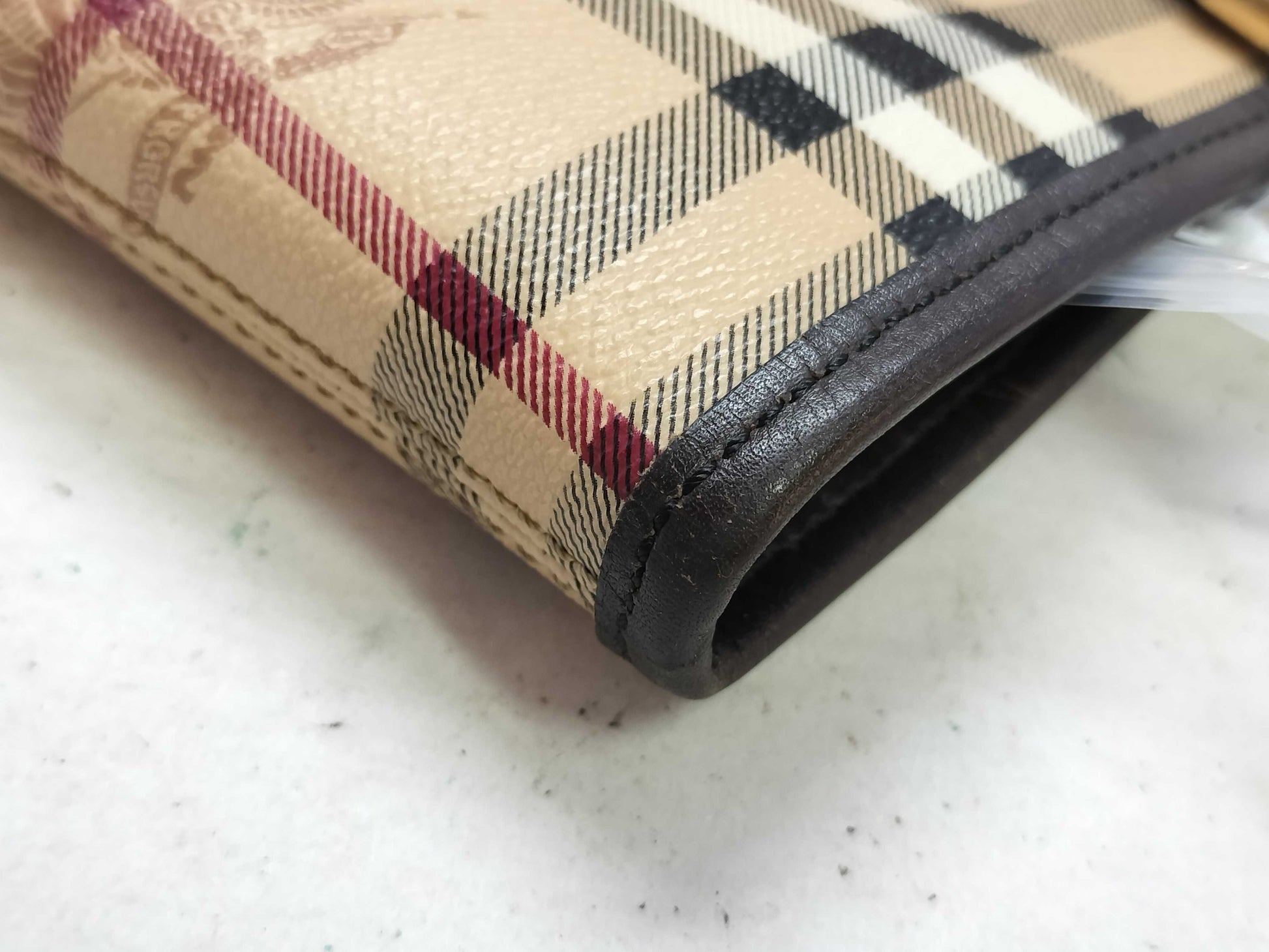 BURBERRY Shadow Horse Nova Check Tote Bag