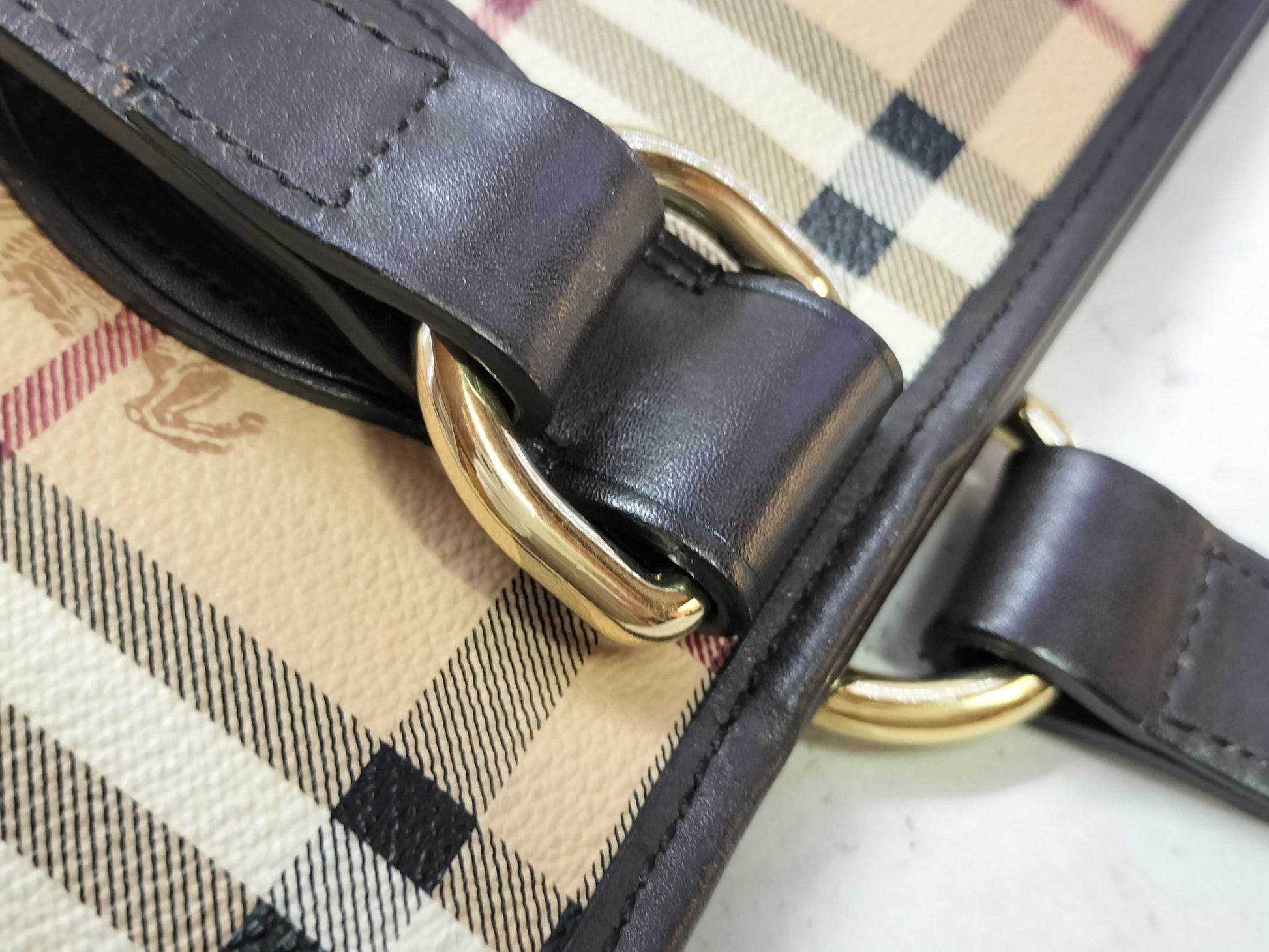 BURBERRY Shadow Horse Nova Check Tote Bag