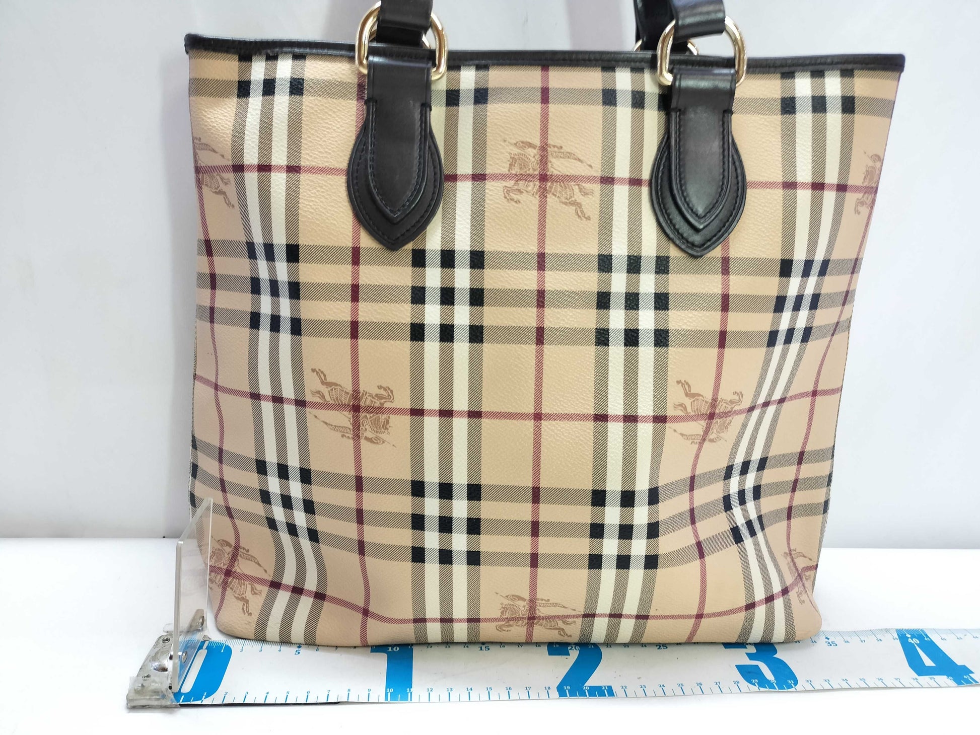 BURBERRY Shadow Horse Nova Check Tote Bag