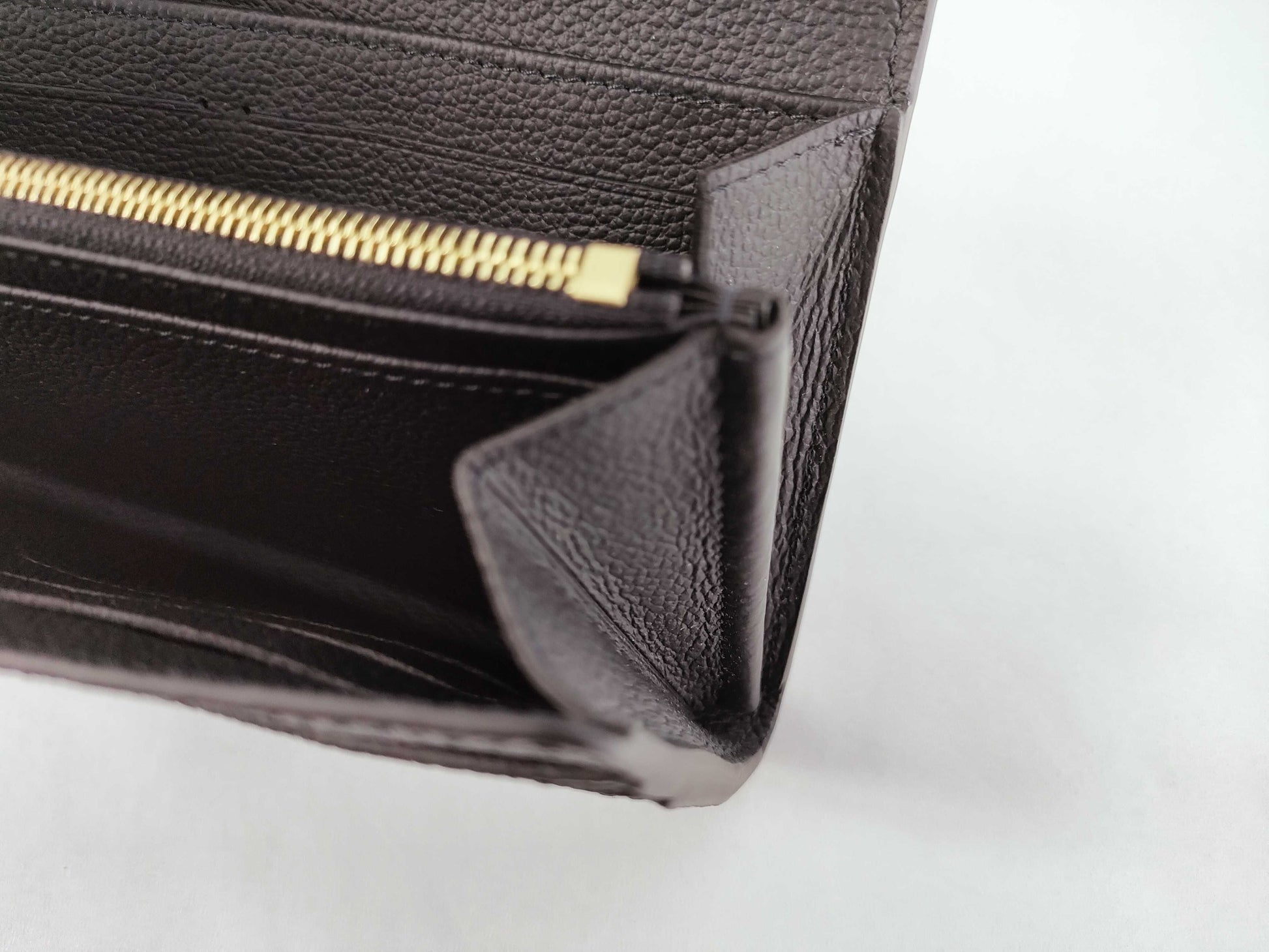 LOUIS VUITTON Monogram Empreinte Portefeuille Sarah Black M80496 IC Wallet