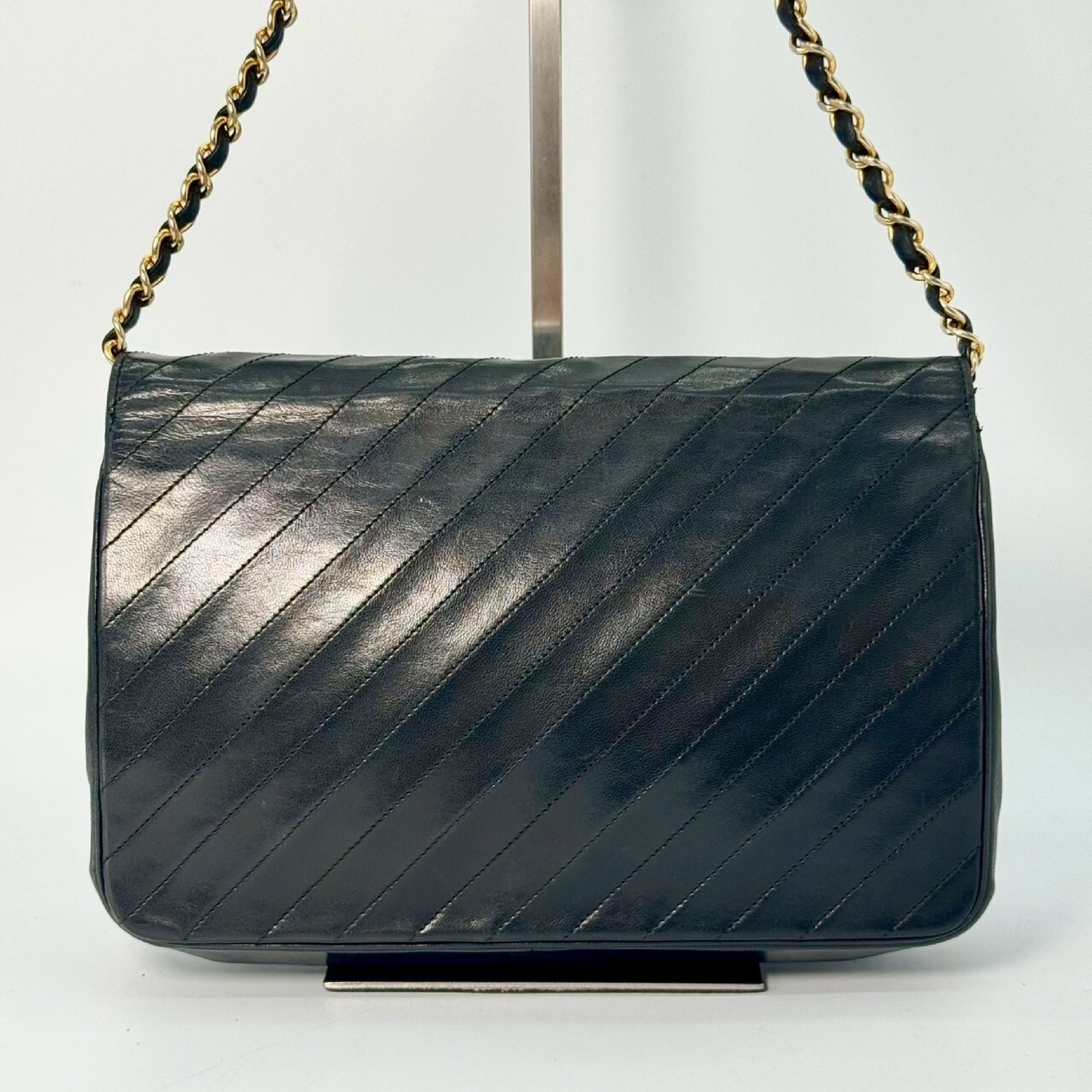 CHANEL Diagonal Stitch Lambskin Single Flap Chain Bag Black Shoulder Bag