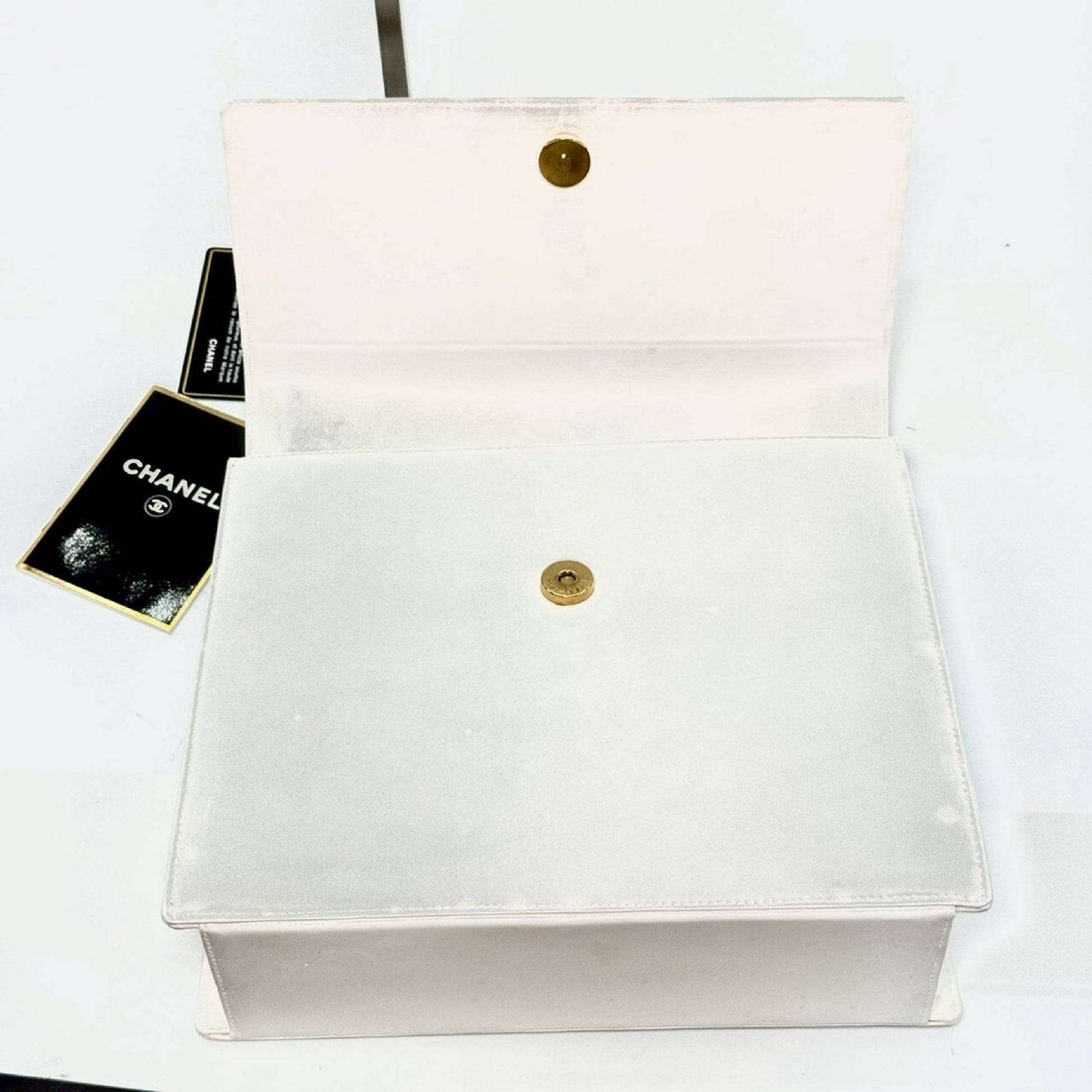 CHANEL Lambskin Coco Mark Chain Handbag White with Guarantee Card 4852158 Handbag