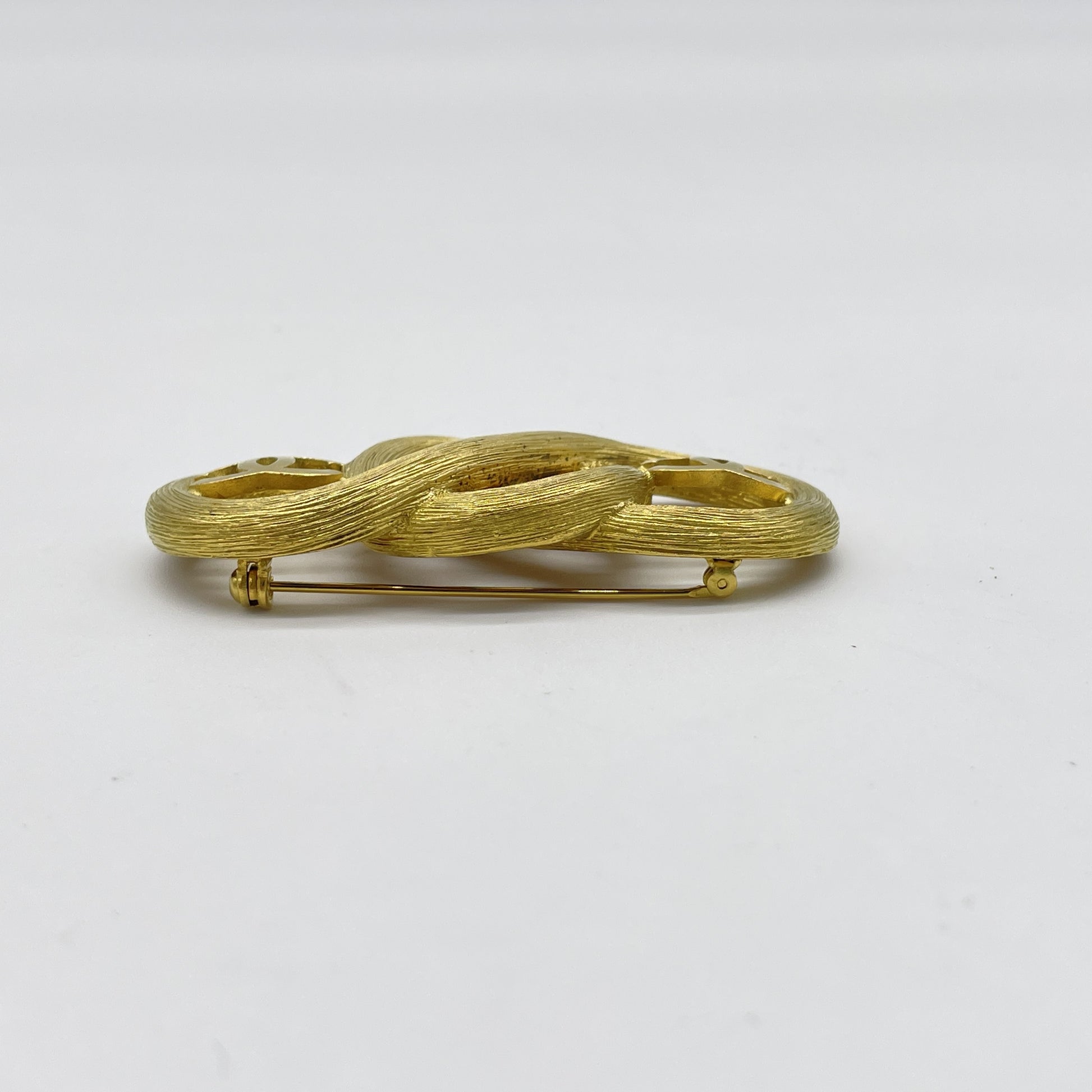 CHANEL Double Coco Brooch