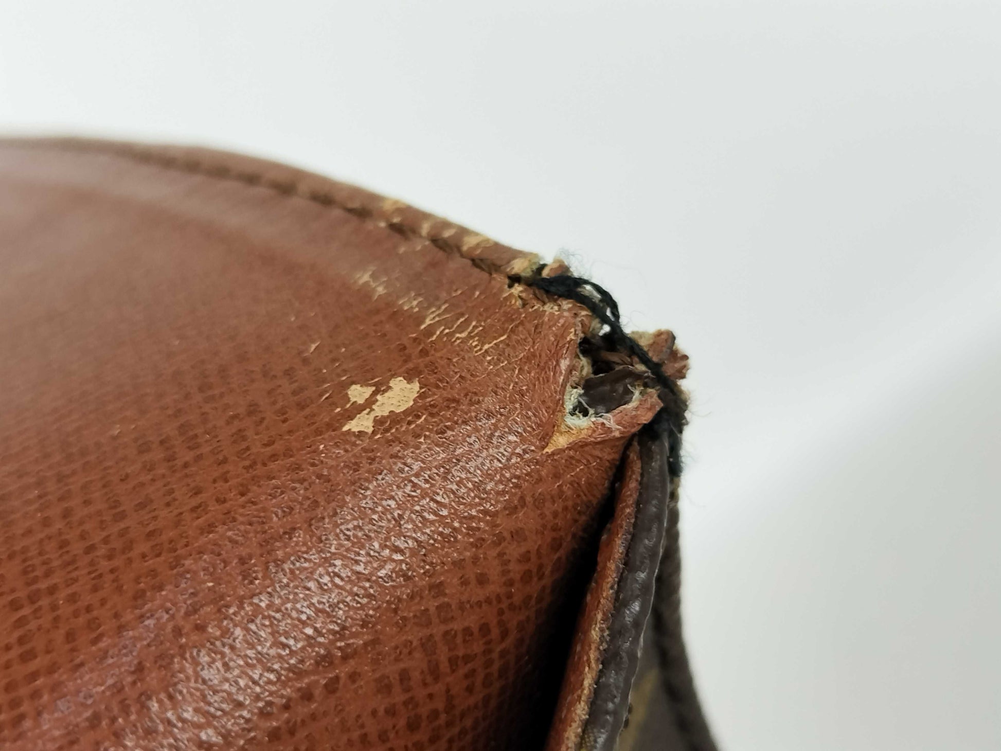LOUIS VUITTON M51252 Monogram Vuitton Cartouchiere GM M51252 Shoulder Bag
