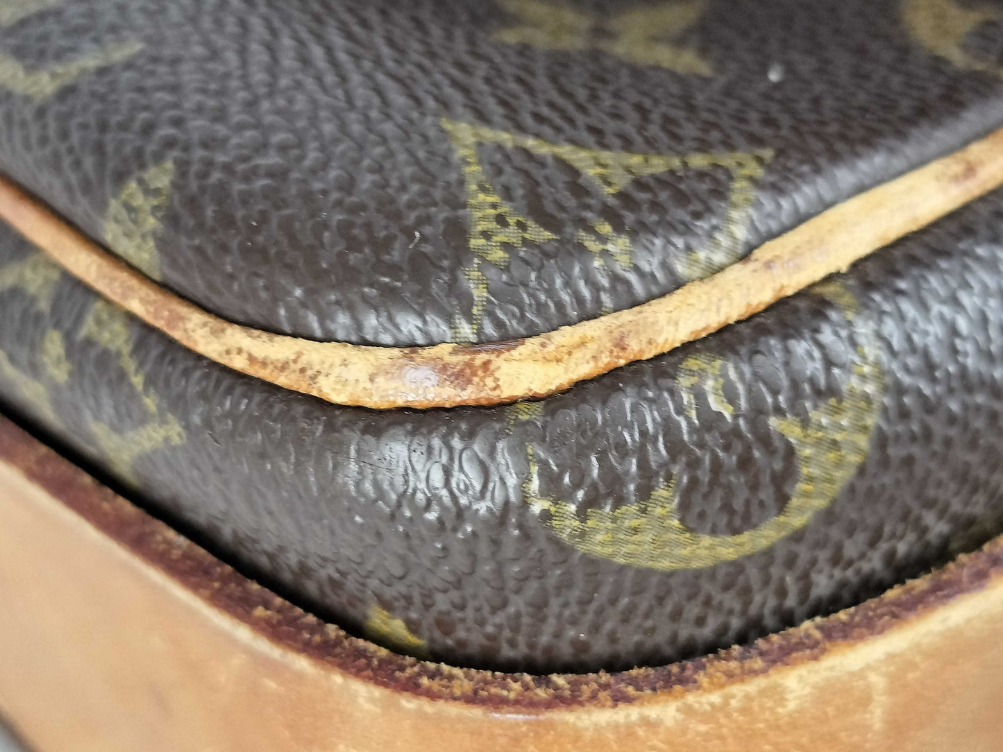 LOUIS VUITTON M51252 Monogram Vuitton Cartouchiere GM M51252 Shoulder Bag
