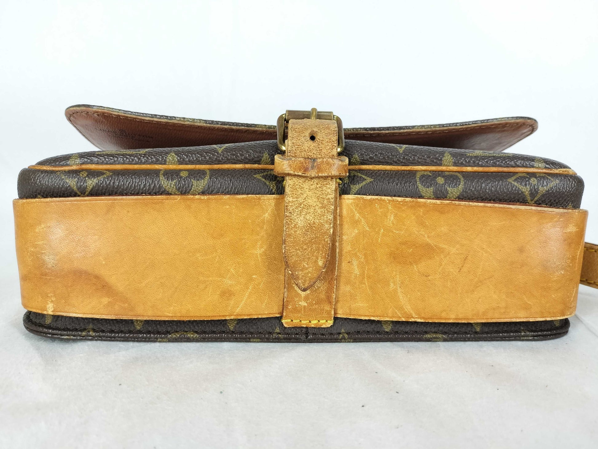 LOUIS VUITTON M51252 Monogram Vuitton Cartouchiere GM M51252 Shoulder Bag