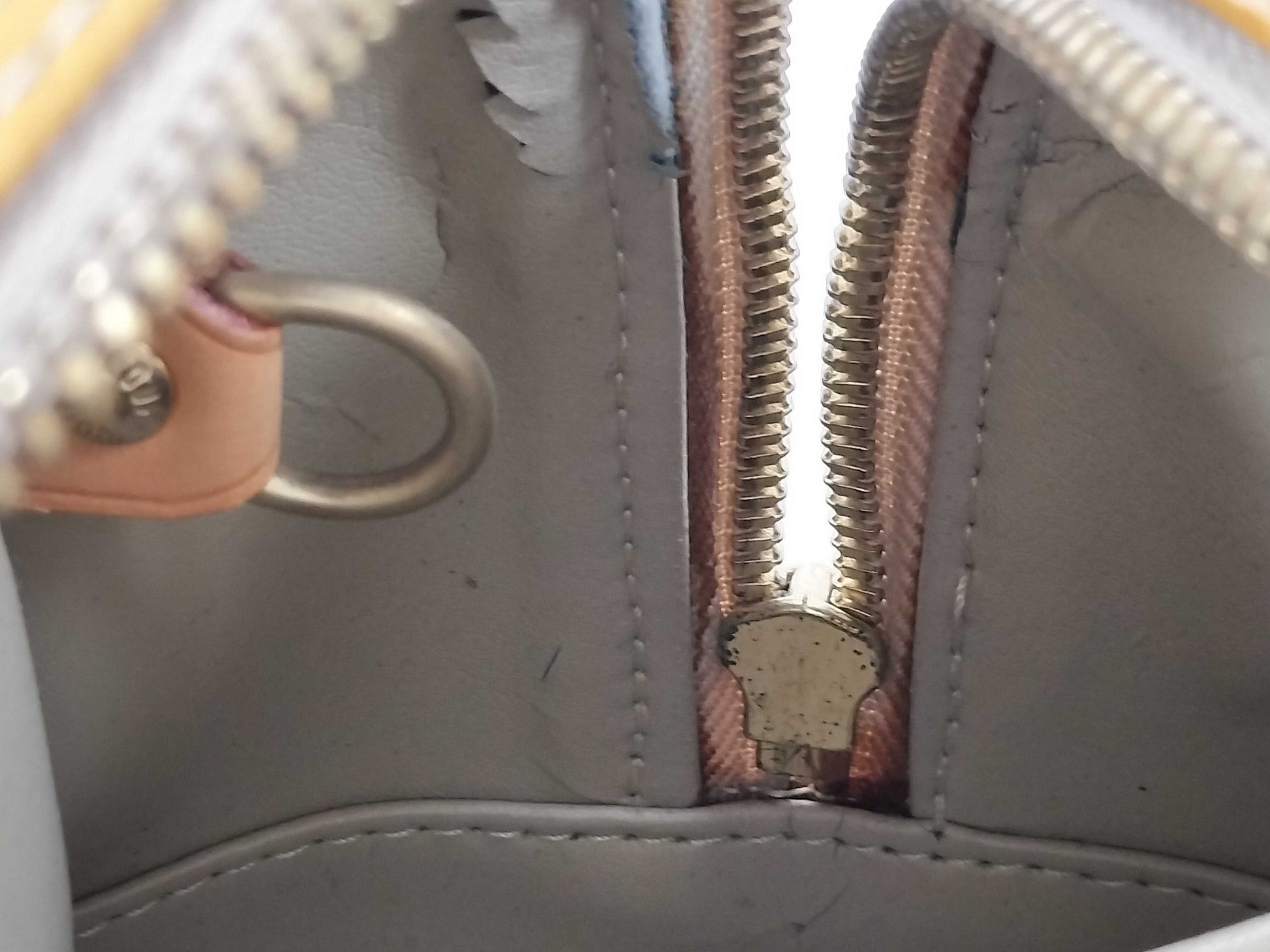 LOUIS VUITTON M91149 Vernis Vuitton Tompkins Square M91149 Handbag