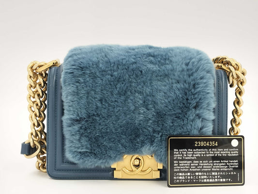 CHANEL Boy Chanel 23 Series B1637 Shoulder Bag