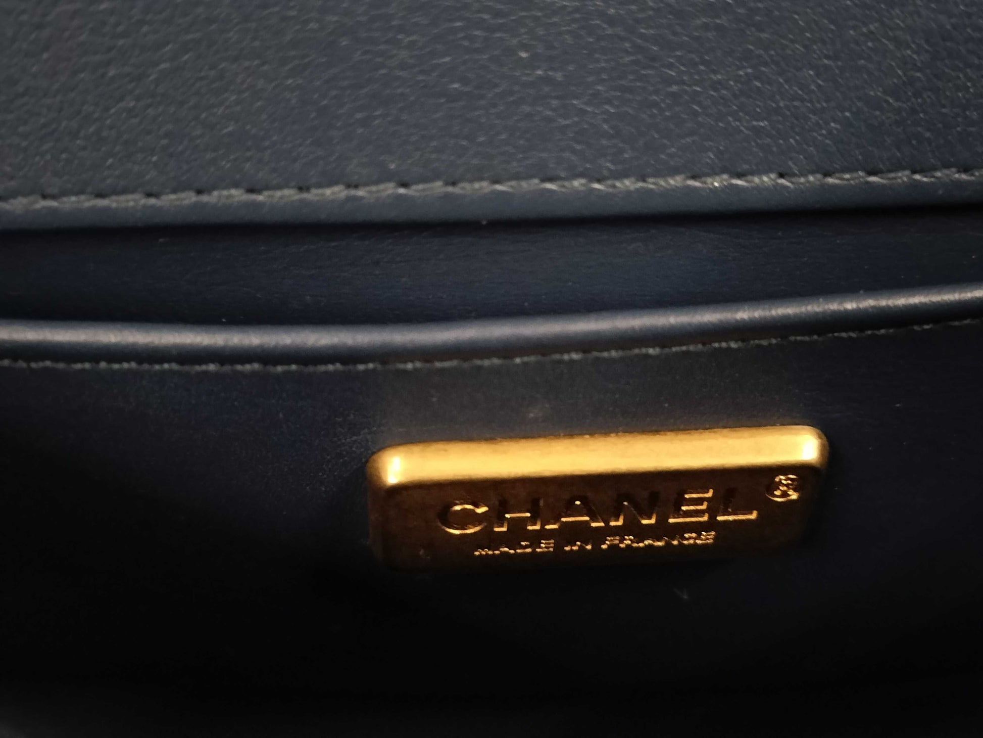 CHANEL Boy Chanel 23 Series B1637 Shoulder Bag