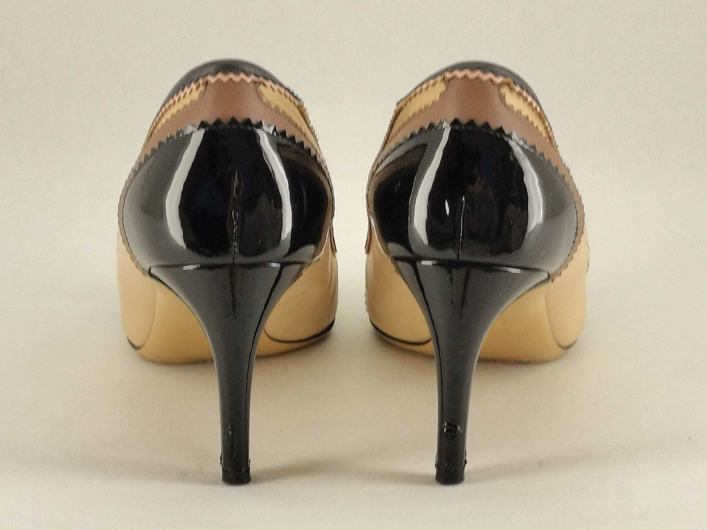 Salvatore Ferragamo Vara Pumps