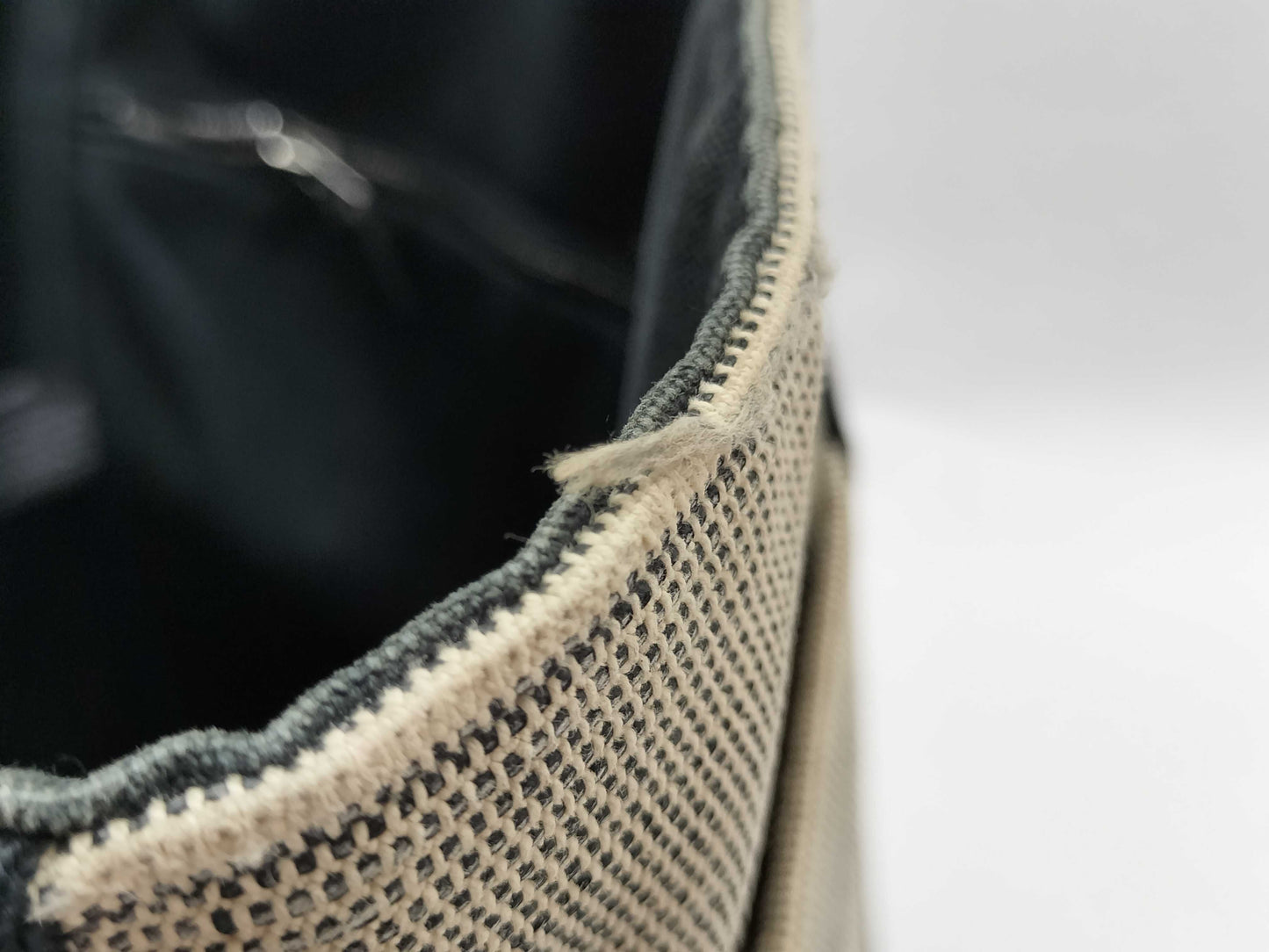 HERMES Canvas Handbag
