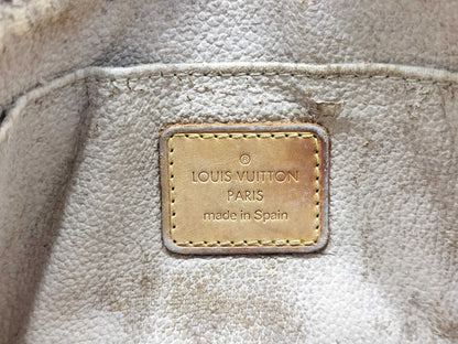 LOUIS VUITTON M47515 Monogram Louis Vuitton Pouch