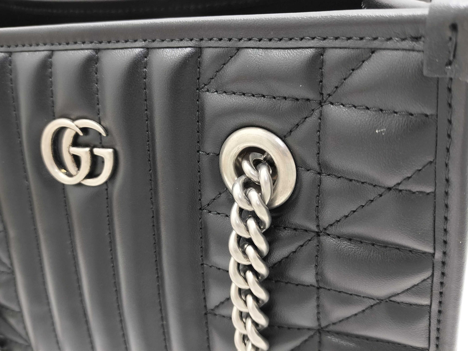 GUCCI GG Marmont Leather Chain Shoulder Bag