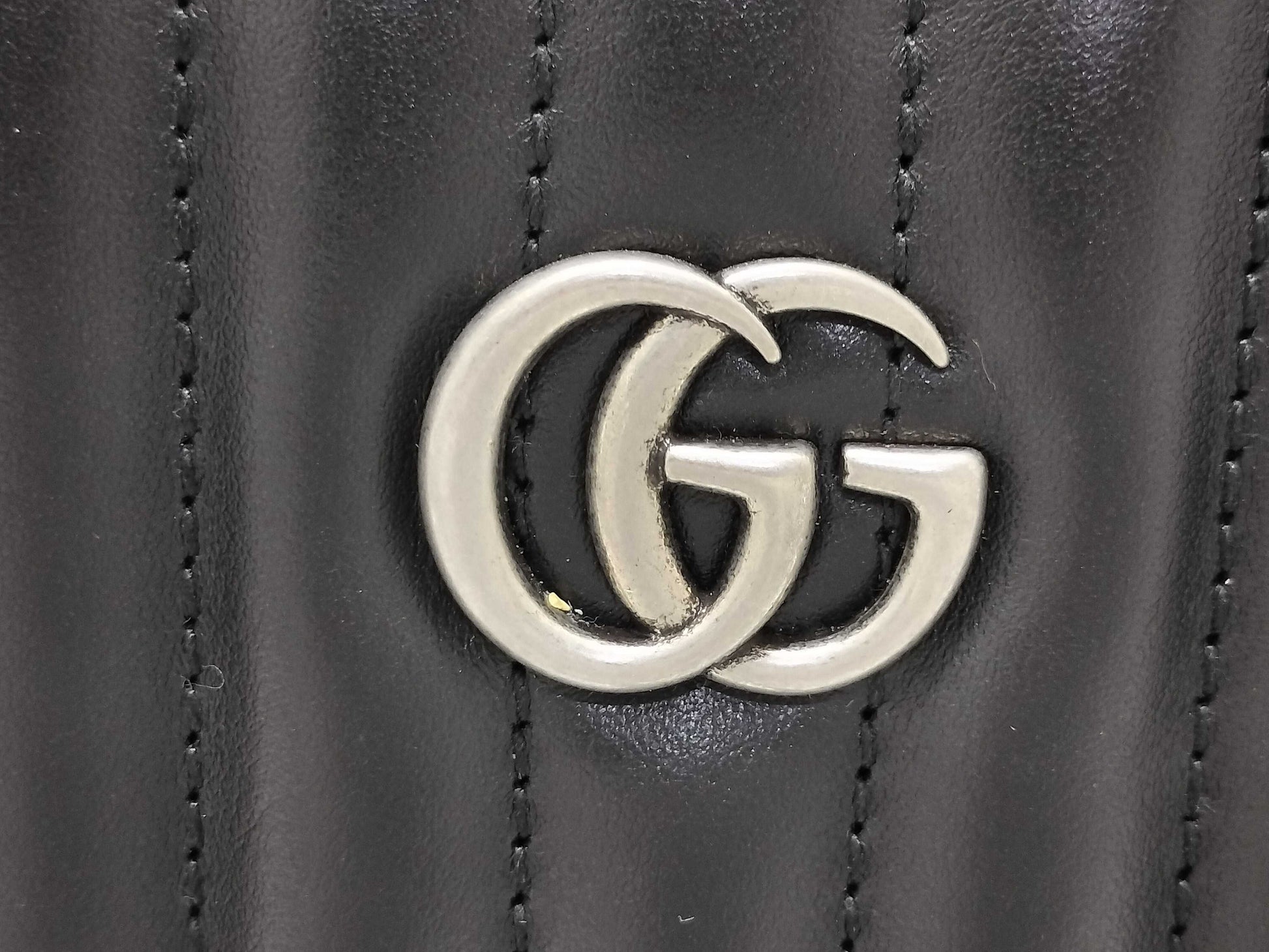 GUCCI GG Marmont Leather Chain Shoulder Bag