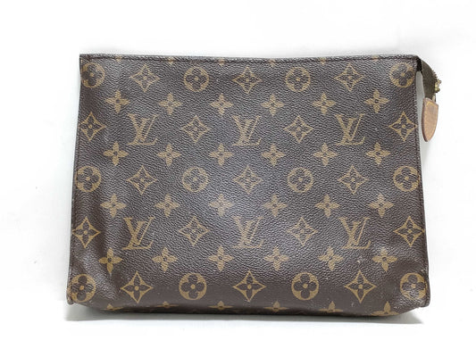 LOUIS VUITTON M47542 Monogram Louis Vuitton Poche Toilette 26 Second Bag
