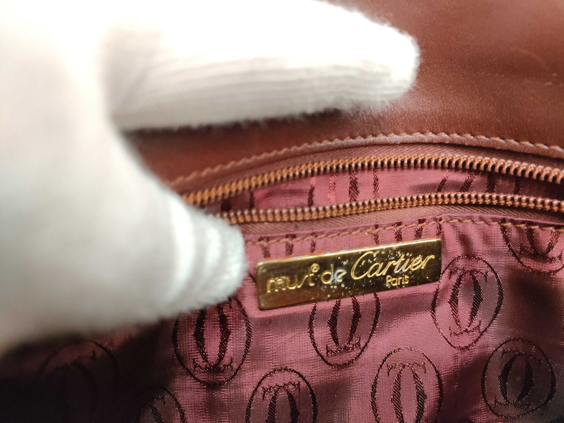 Cartier Must Cartier Trinity Must Line Shoulder Bag Leather Bordeaux Shoulder Bag