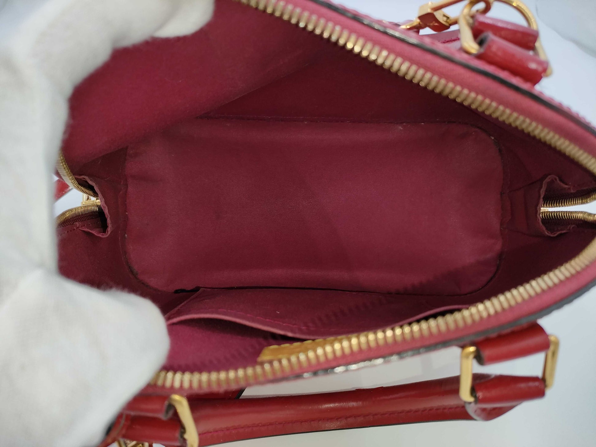 LOUIS VUITTON Vernis Alma BB Handbag