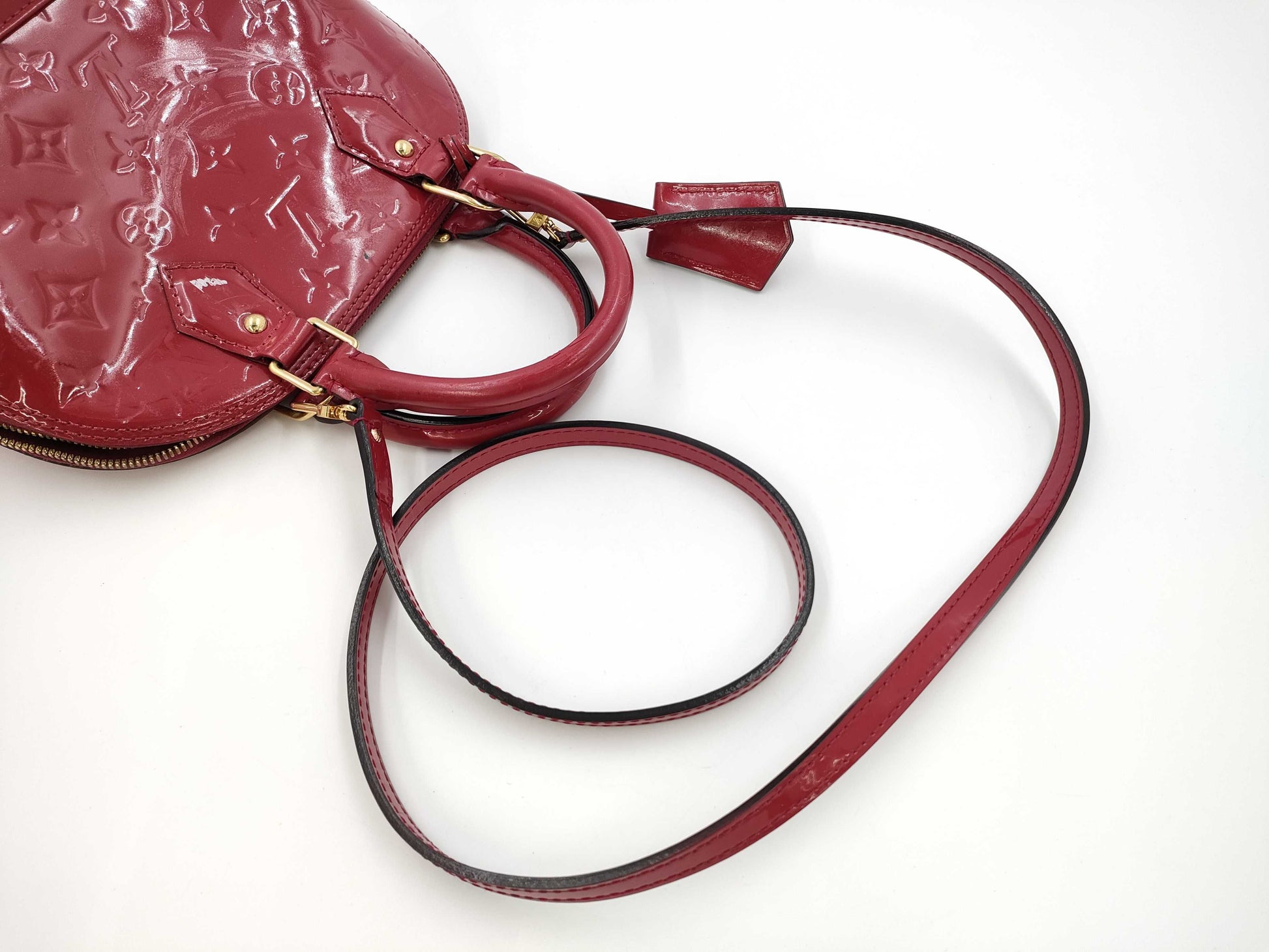 LOUIS VUITTON Vernis Alma BB Handbag