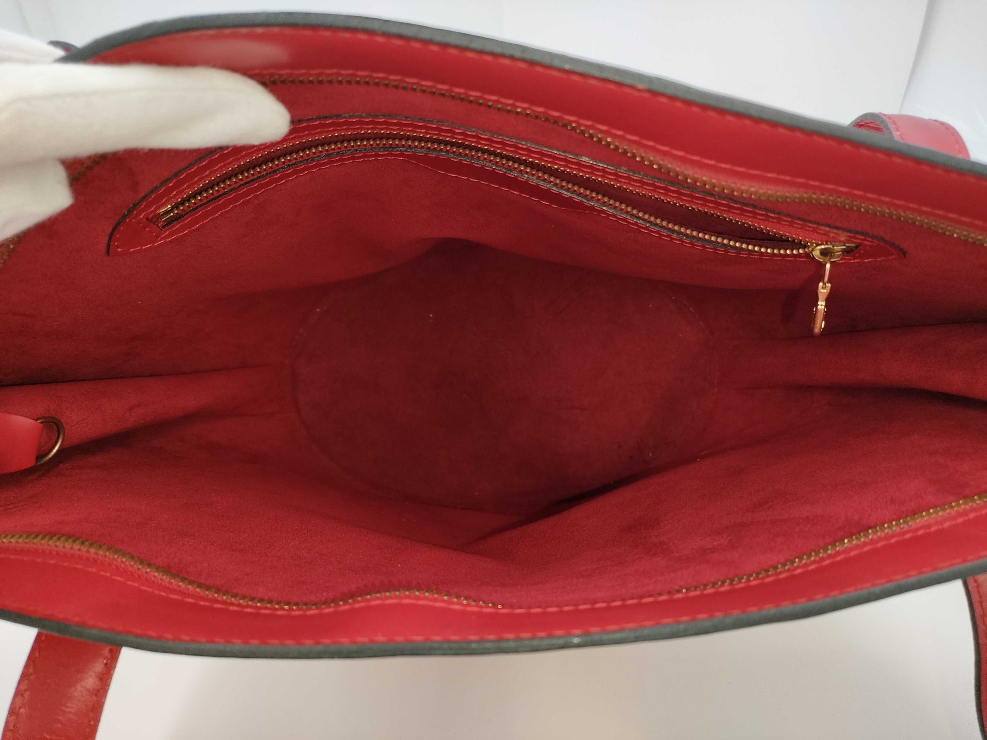 LOUIS VUITTON Epi Shoulder Bag