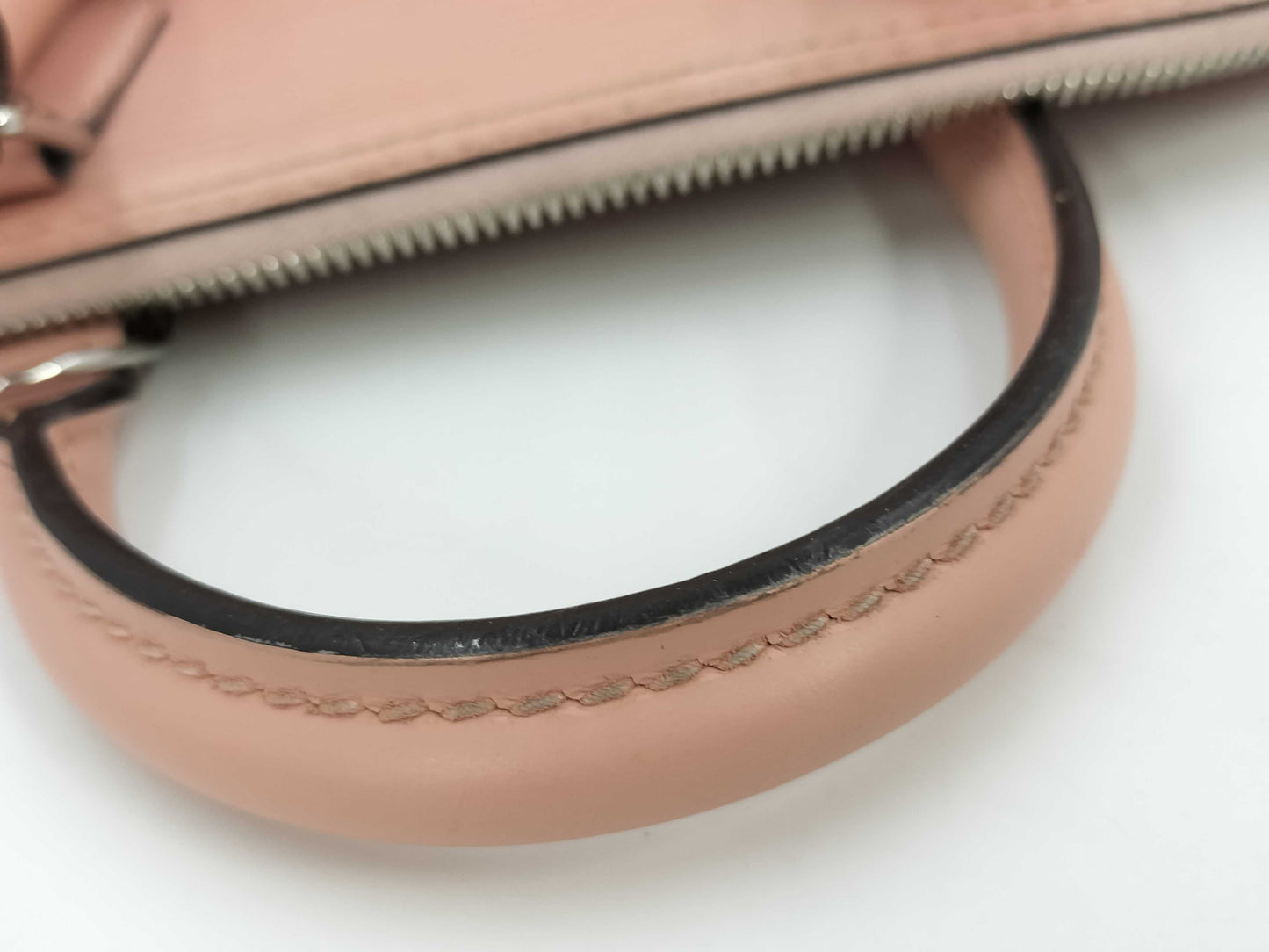 LOUIS VUITTON Epi Alma Bag