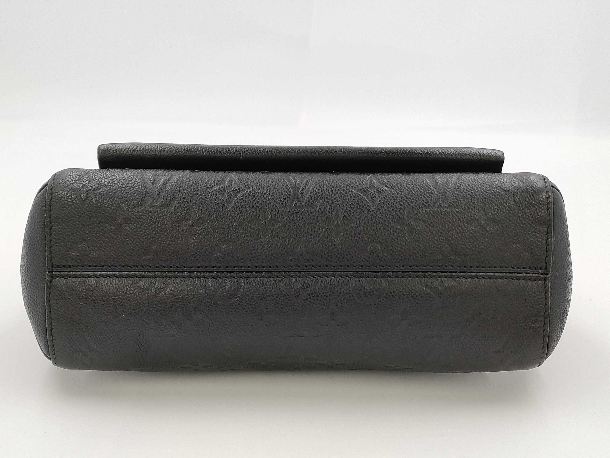 LOUIS VUITTON Monogram Chain Shoulder Bag