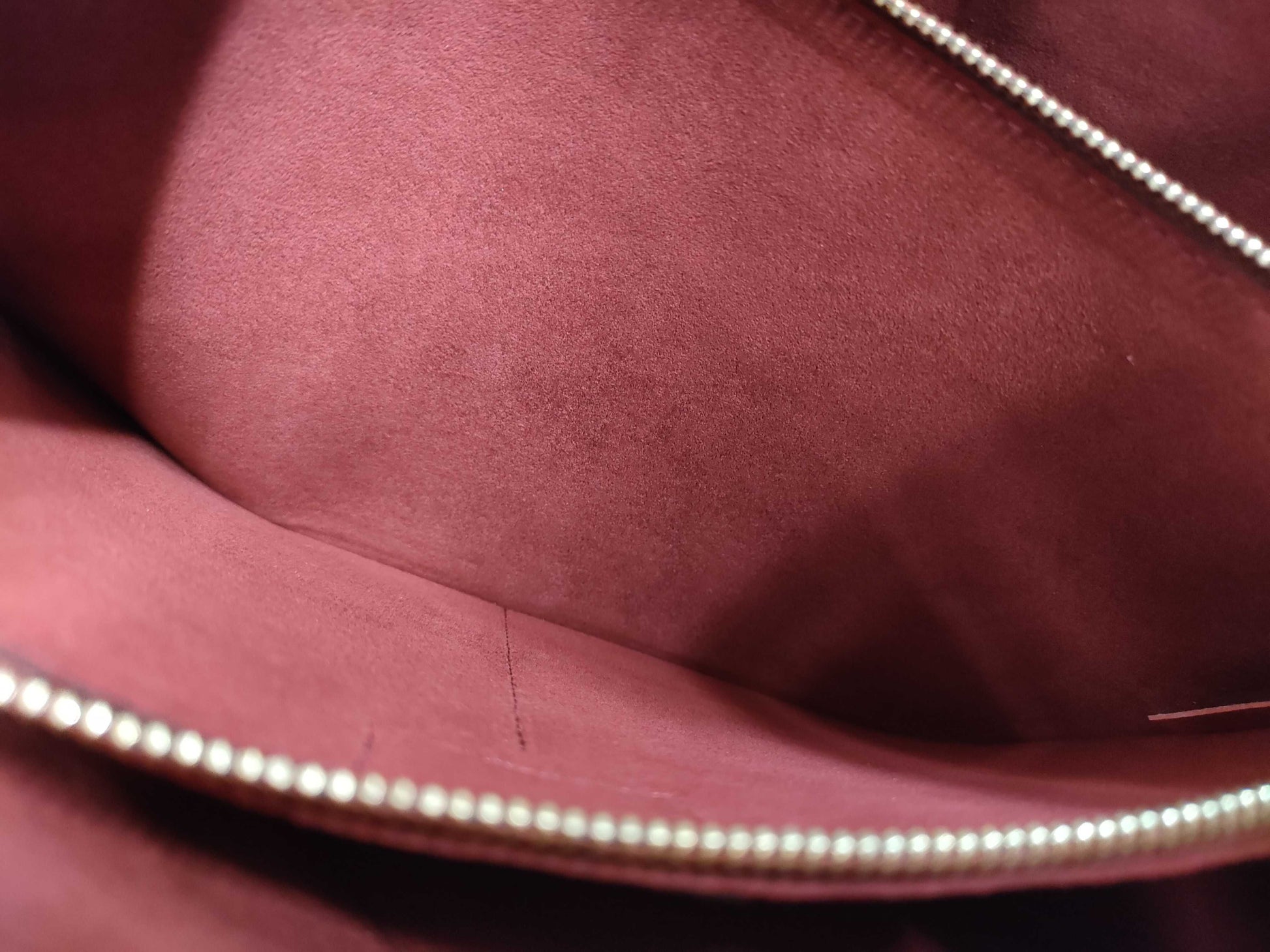 LOUIS VUITTON Louis Vuitton Monogram Handbag