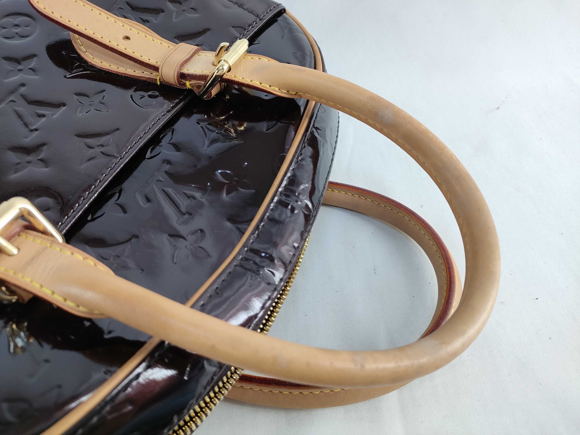 LOUIS VUITTON Vernis PH - Louis Vuitton Amarante Monogram Vernis Summit Handbag 29cm
