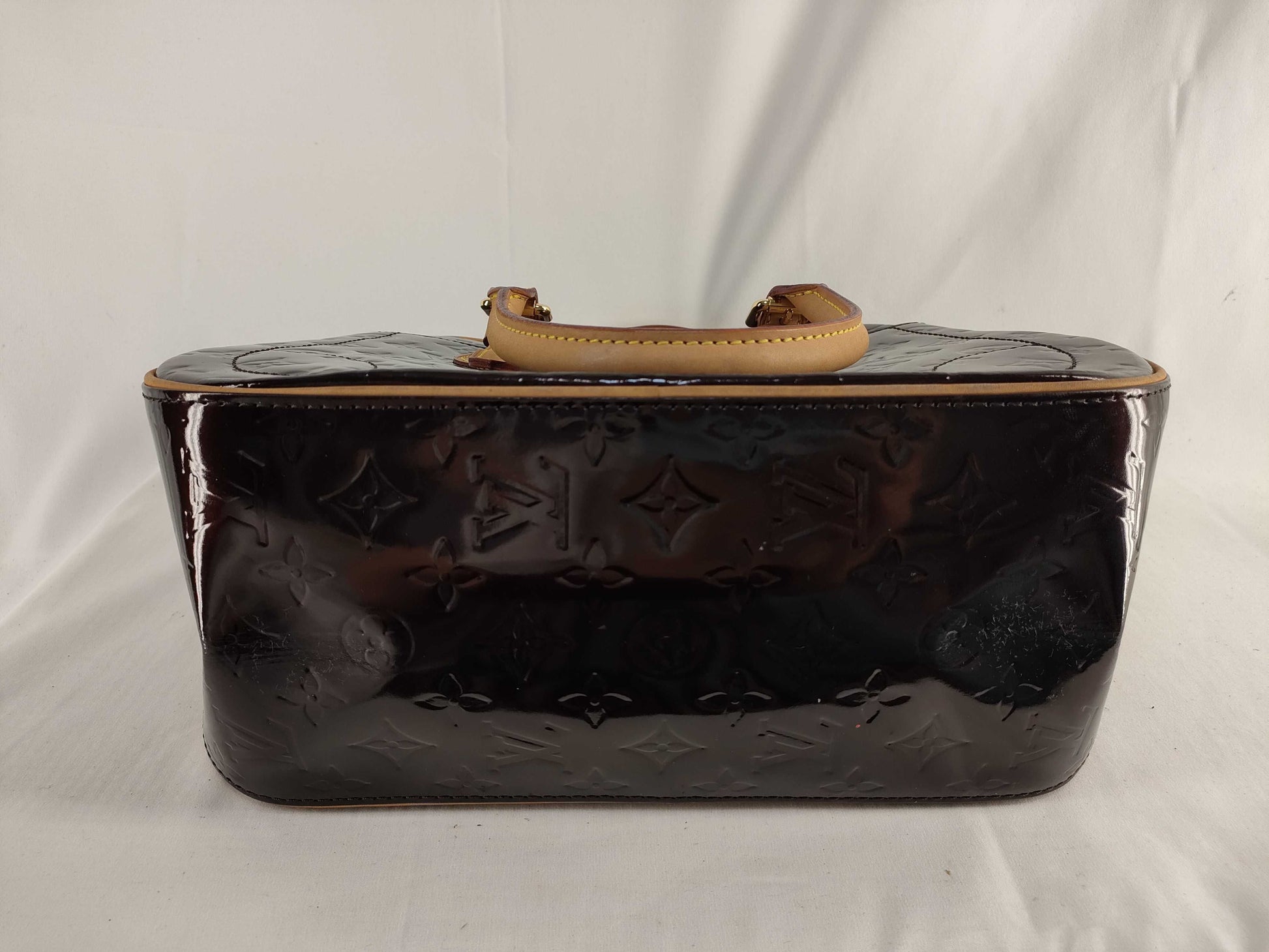 LOUIS VUITTON Vernis PH - Louis Vuitton Amarante Monogram Vernis Summit Handbag 29cm