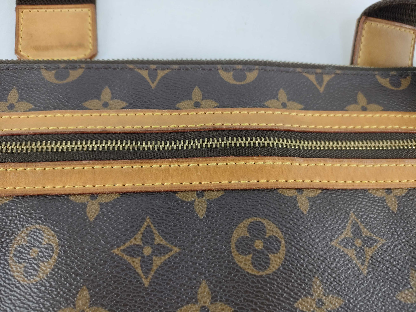 LOUIS VUITTON M40044 Monogram HK-LV M40044 Pochette Bosphore shoulder bag