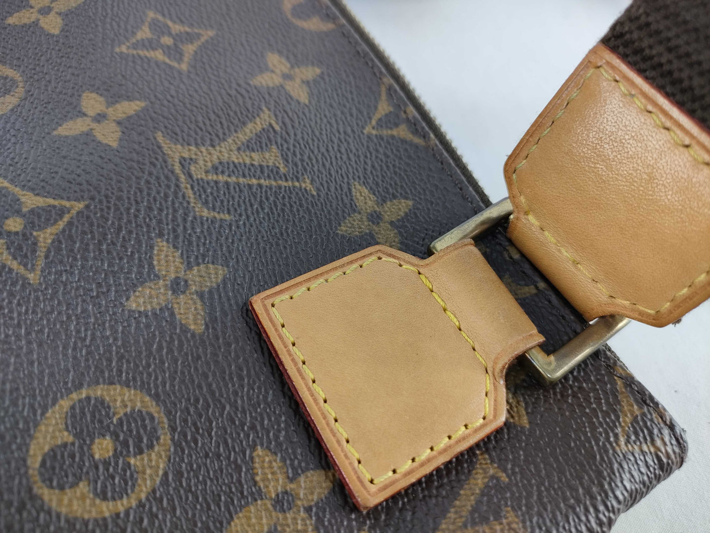 LOUIS VUITTON M40044 Monogram HK-LV M40044 Pochette Bosphore shoulder bag