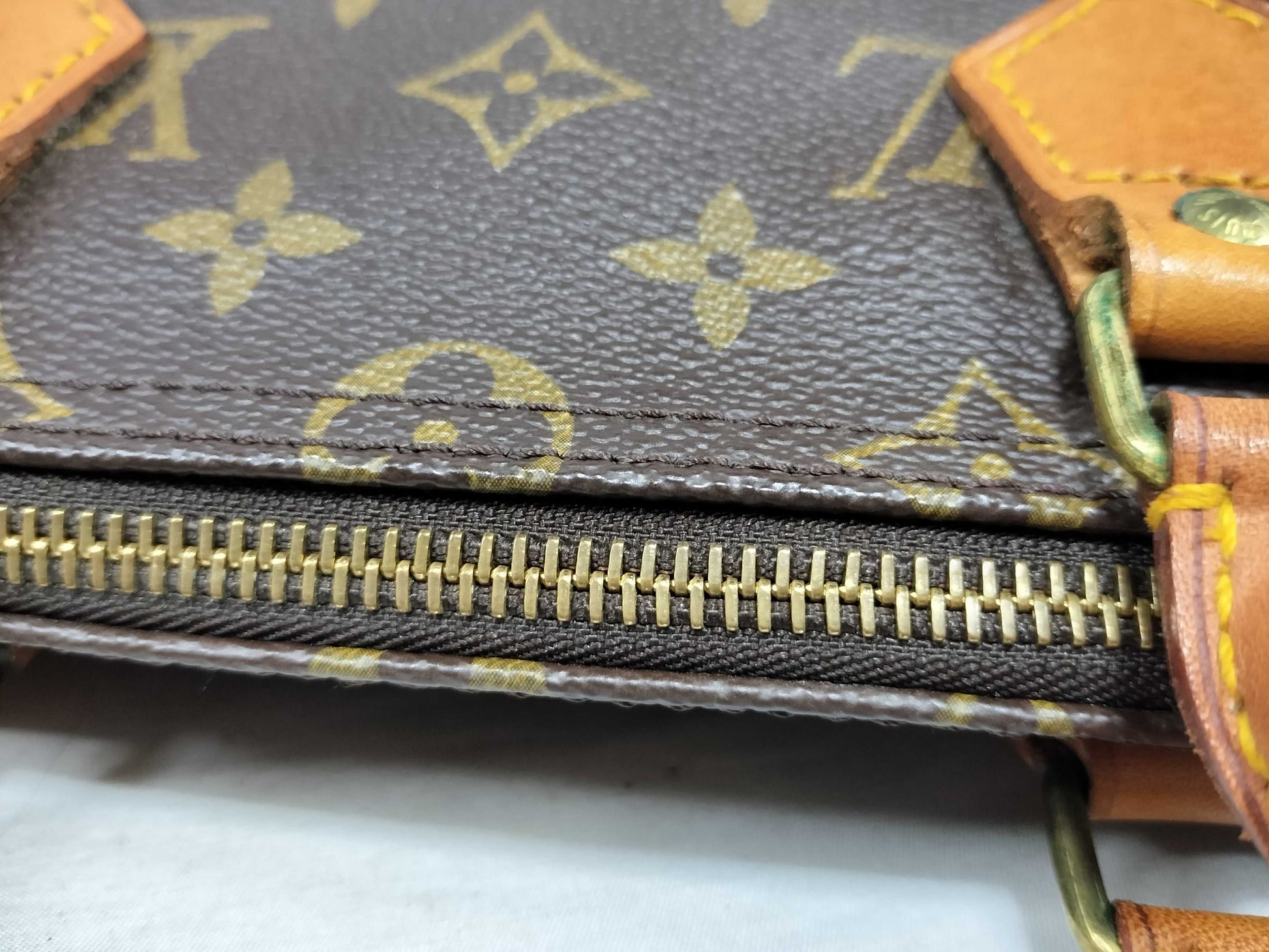 LOUIS VUITTON M41524 Monogram Speedy 35 M41524 FH8911 Brown Handbag