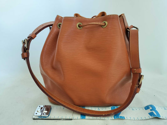 LOUIS VUITTON M44108 Epi Petit Noe Brown Shoulder Bag