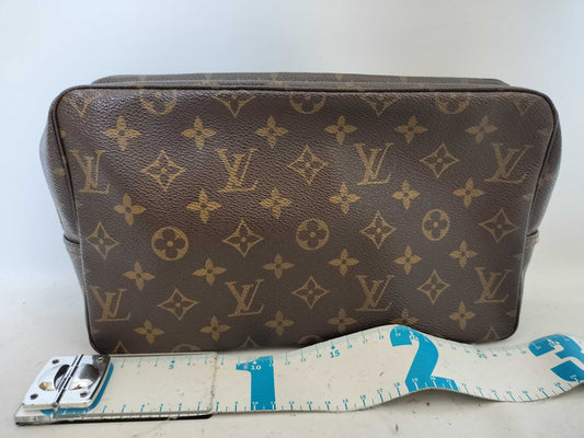 LOUIS VUITTON M47522 Monogram True Toilet M47522 Brown Pouch
