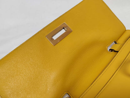 Salvatore Ferragamo Gancini ID - Salvatore Ferragamo Leather Trifolio Top Handle Yellow Handbag 25cm GHW
