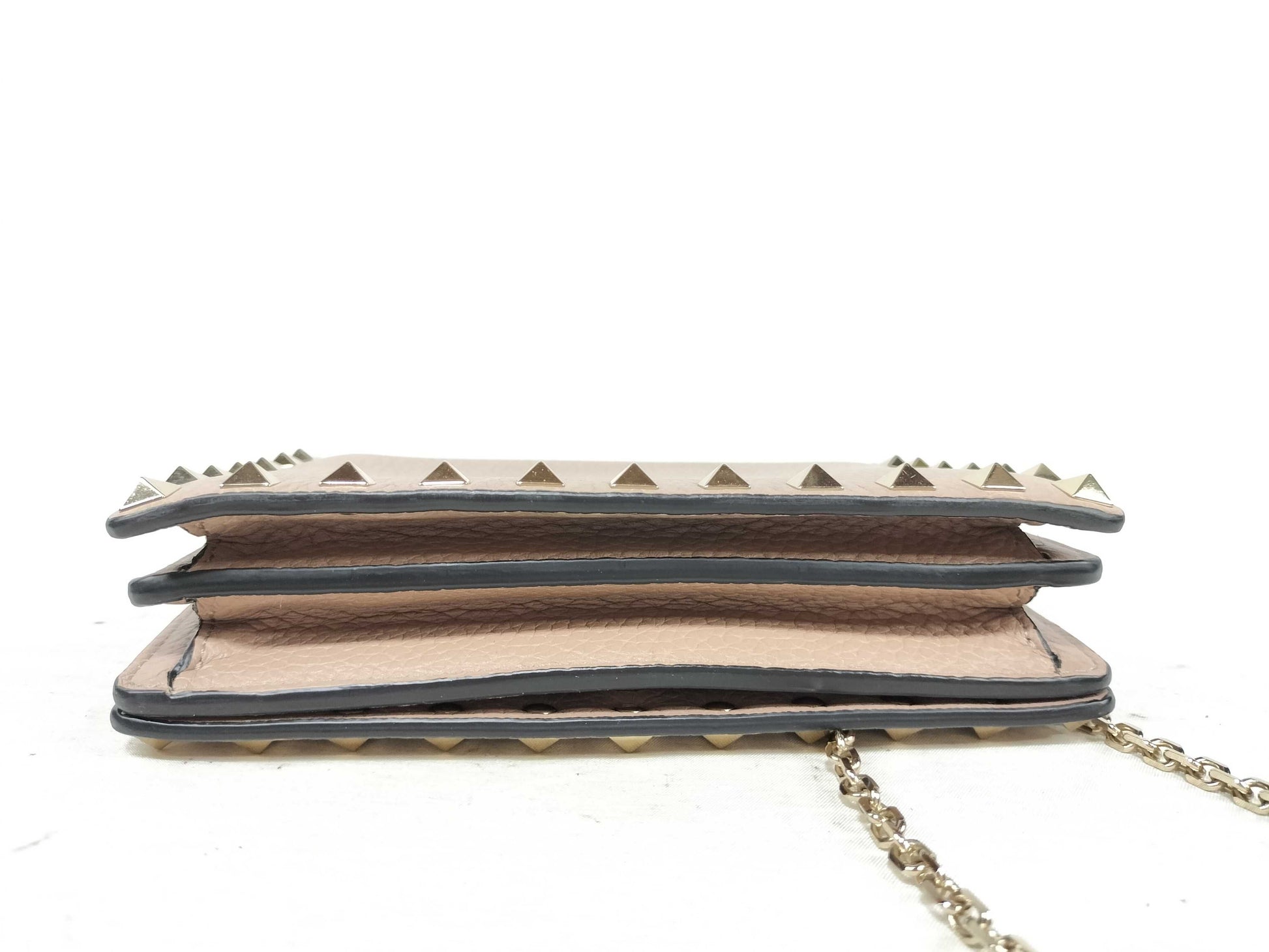 VALENTINO QT - Valentino Garavani Rockstud leather crossbody bag shoulder bag