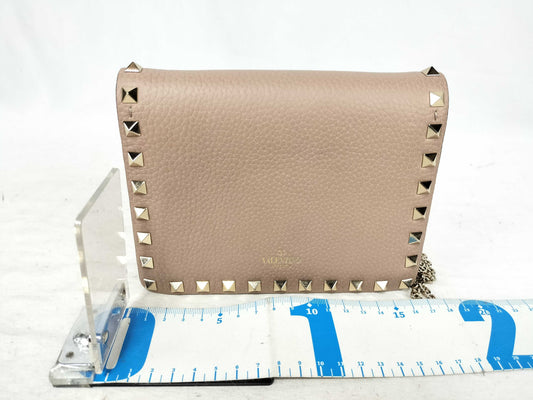 VALENTINO QT - Valentino Garavani Rockstud leather crossbody bag shoulder bag