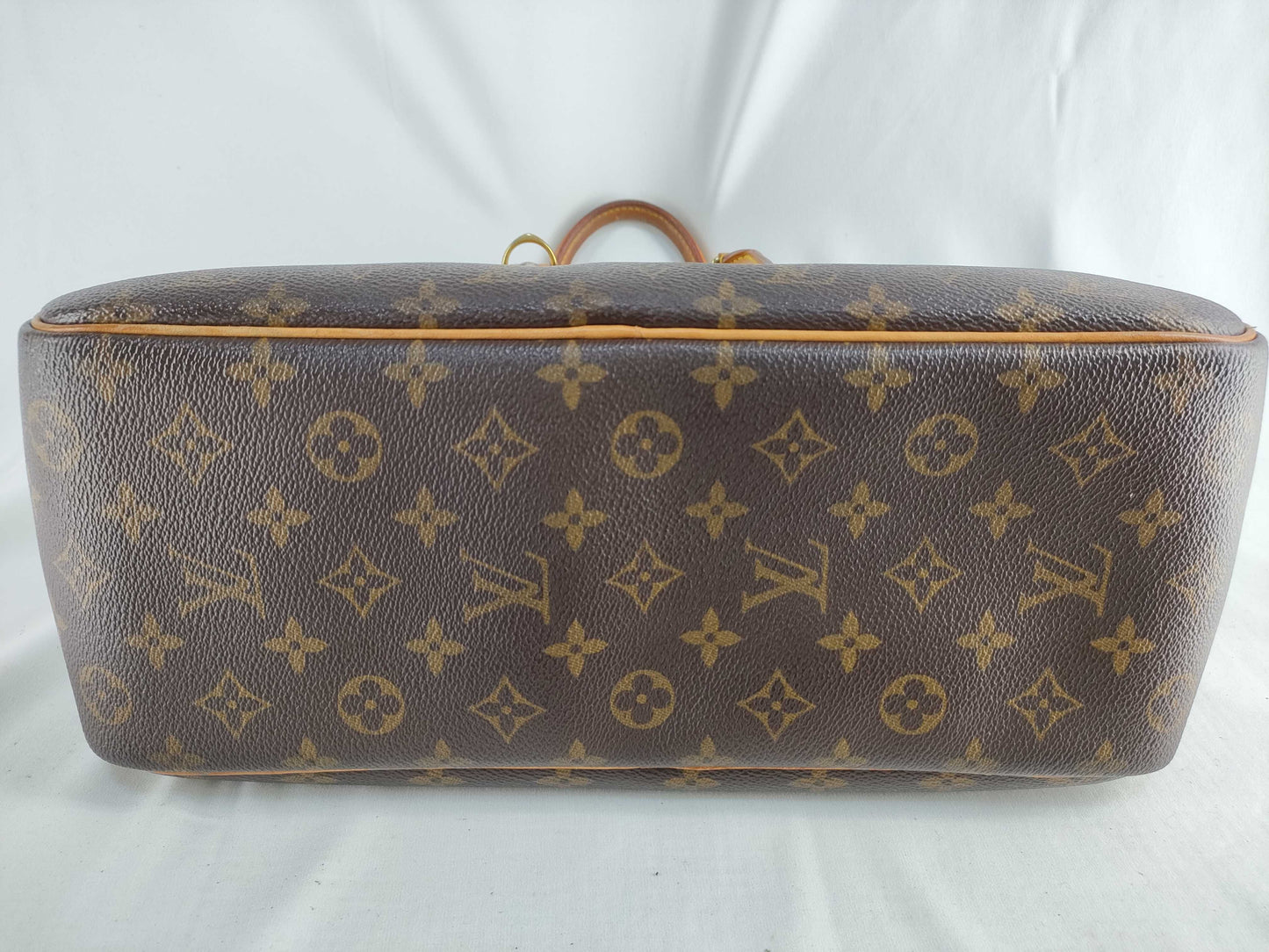 LOUIS VUITTON Monogram LOUIS VUITTON Deauville Monogram Handbag M47270 Handbag