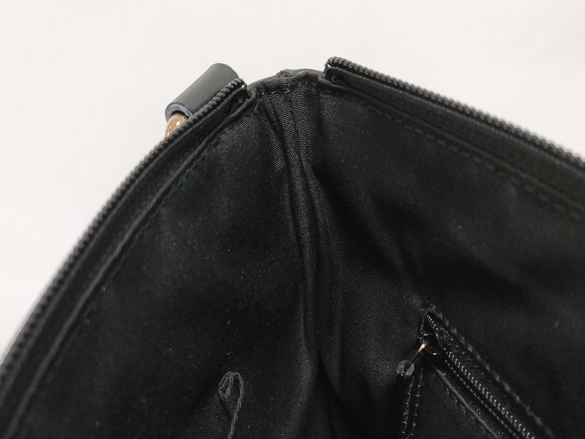 GUCCI GG Velvet Shoulder Bag