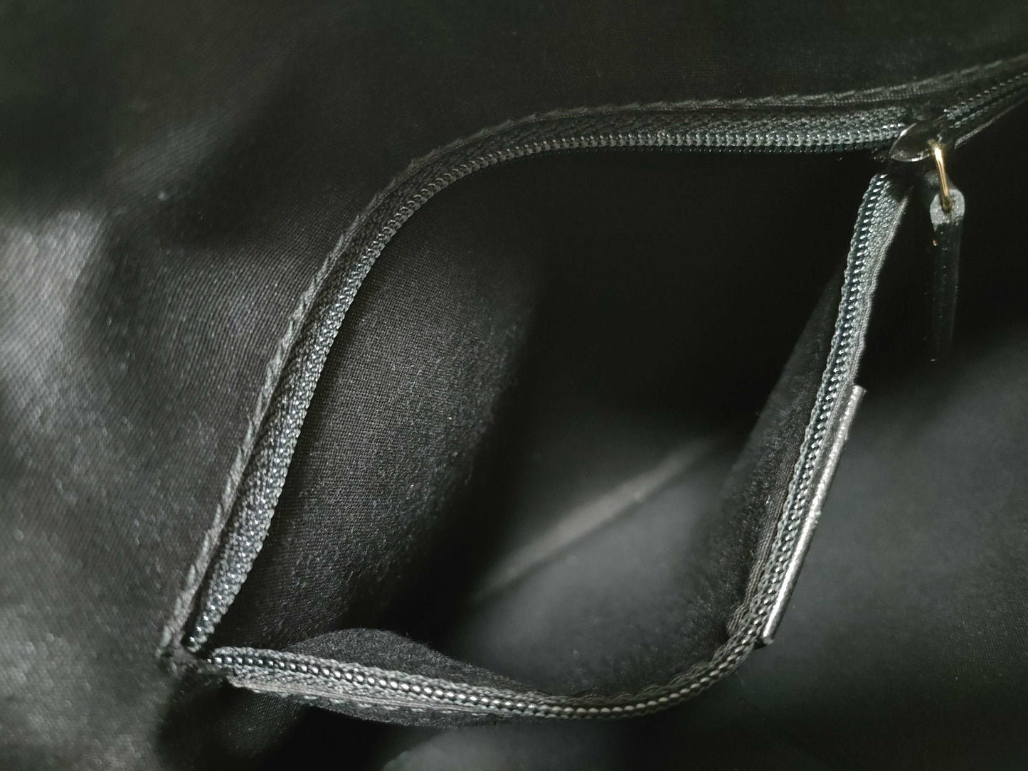 GUCCI GG Velvet Shoulder Bag