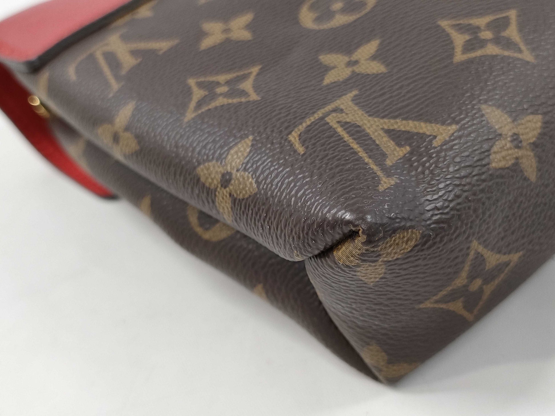 LOUIS VUITTON Pallas Chain Monogram M41201 Shoulder Bag