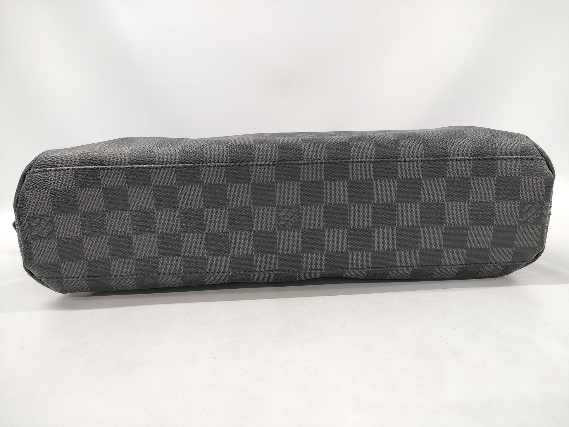 LOUIS VUITTON Damier Graphite / Mick MM N41106 Shoulder Bag