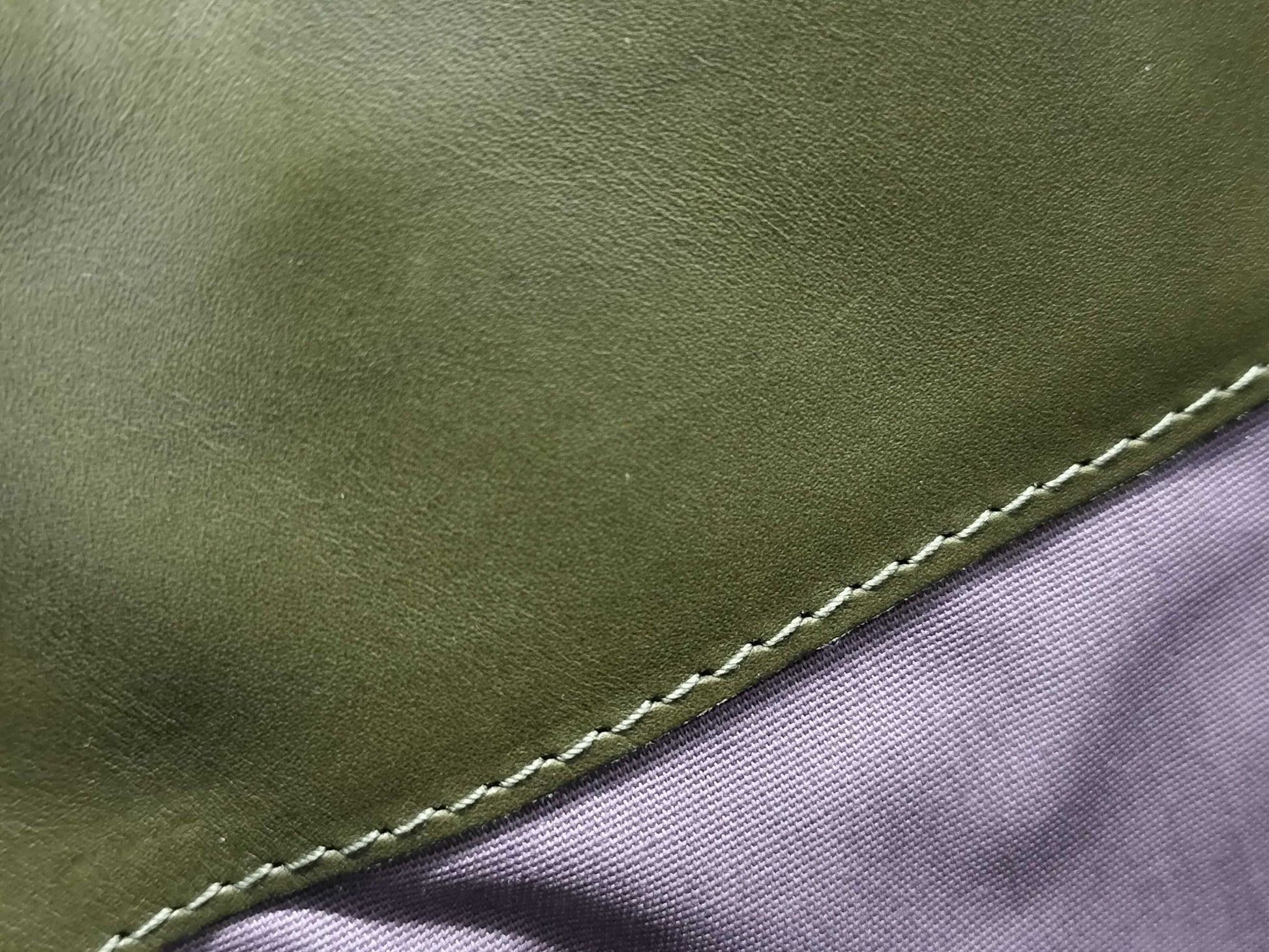 BOTTEGA VENETA Intrecciato Document Case Clutch Bag 224052 Green with Black Hardware, Calf Leather, BO216868 2F Clutch Bag