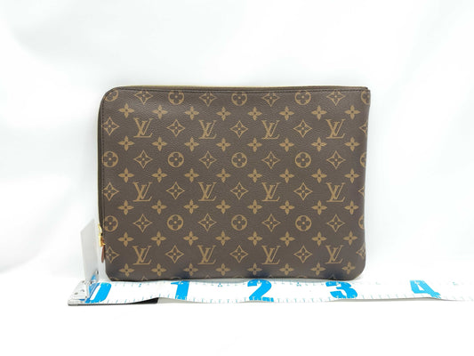 LOUIS VUITTON Etui Voyage MM Clutch Bag Monogram M44499 Brown Canvas Leather with Gold Hardware TY3159 Clutch Bag