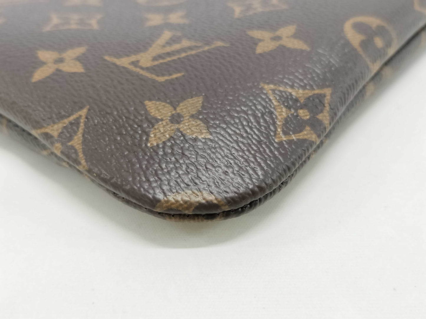 LOUIS VUITTON Etui Voyage MM Clutch Bag Monogram M44499 Brown Canvas Leather with Gold Hardware TY3159 Clutch Bag