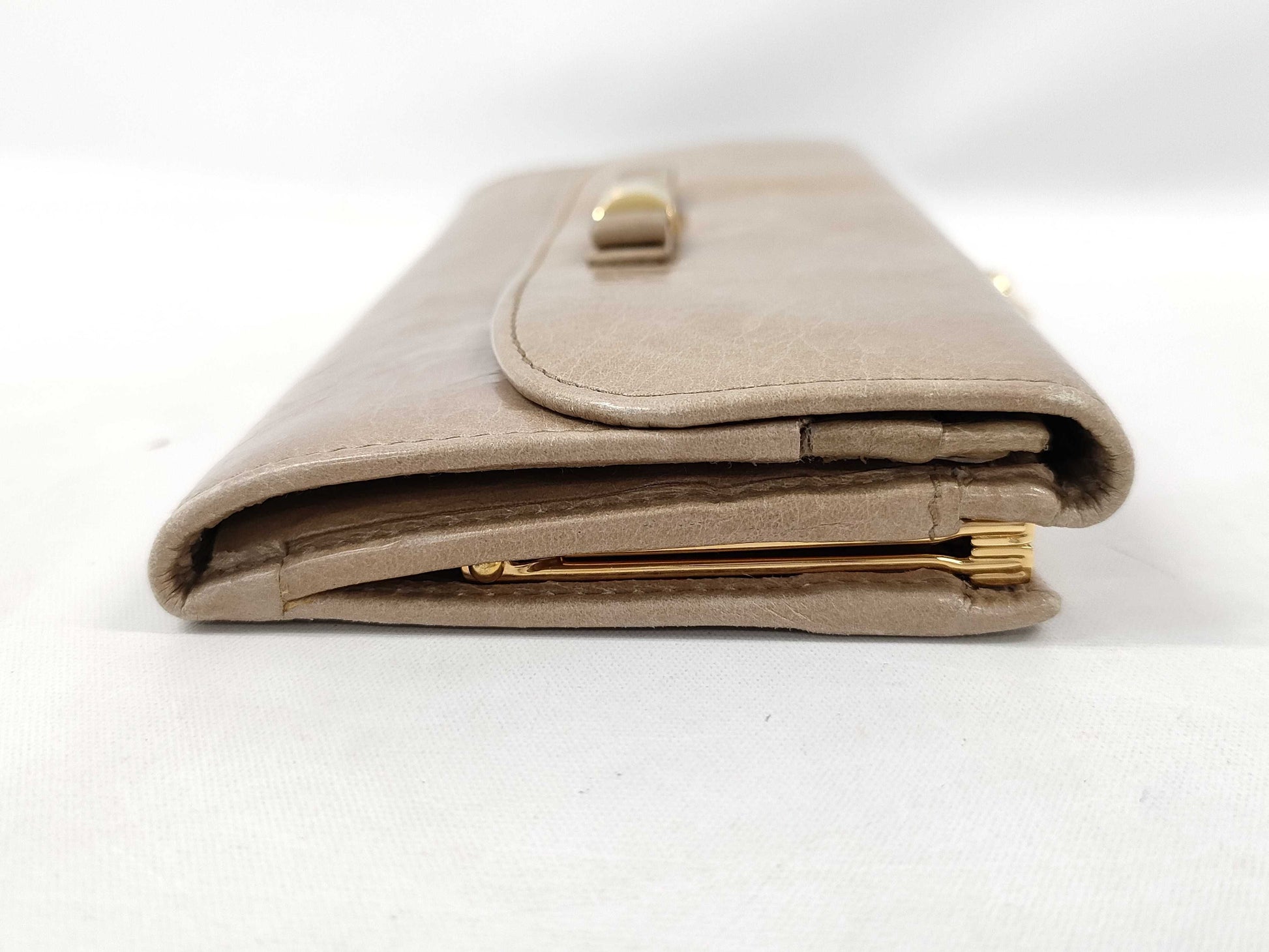 Miu Miu clasp leather long wallet