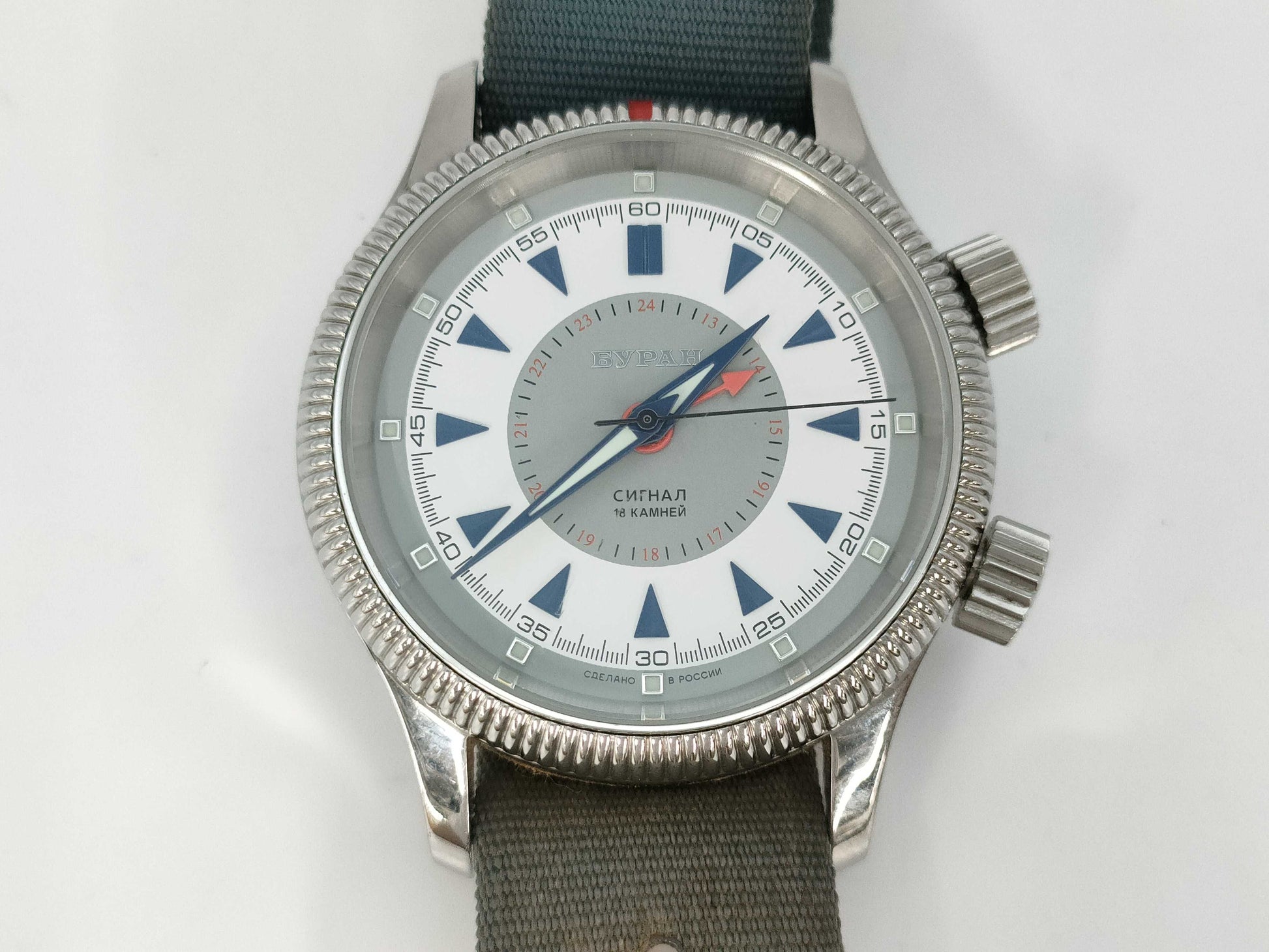 Poljot BYPAH 486/999 Manual Winding Men's Watch