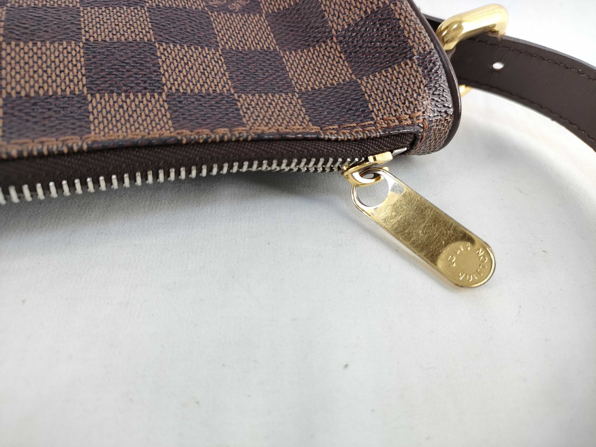 LOUIS VUITTON N60006 Damier Ravello GM Shoulder Bag N60006